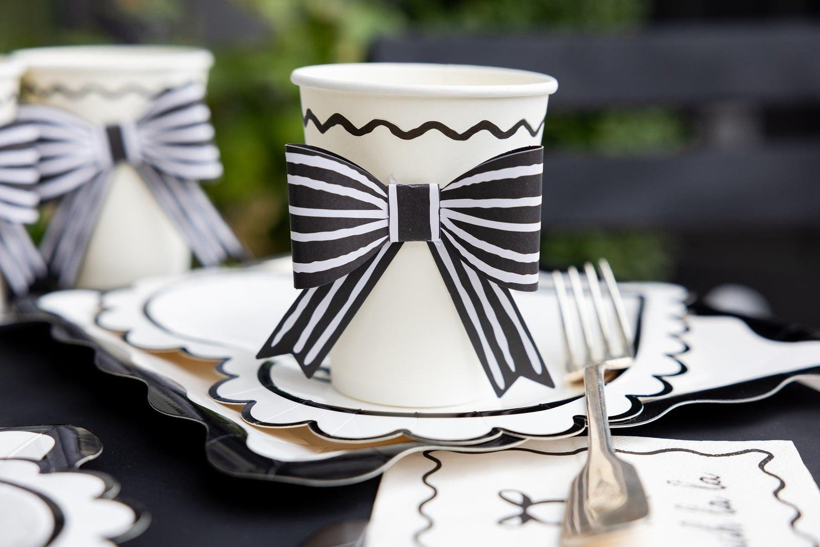 Black Bow Party Cups 8ct - Stesha Party