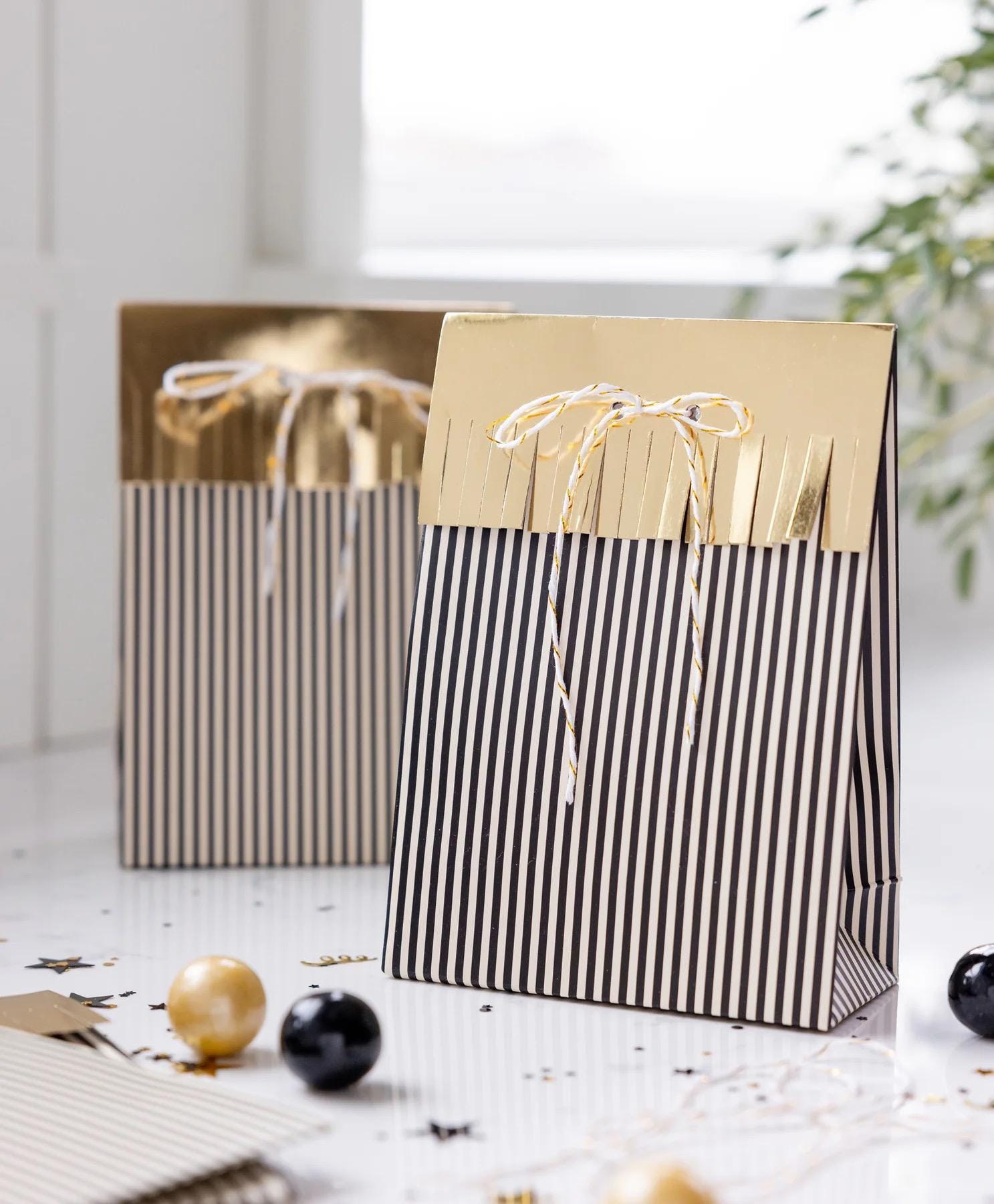 B&W Striped Favor Bags Gold Foil Fringe 12ct - Stesha Party