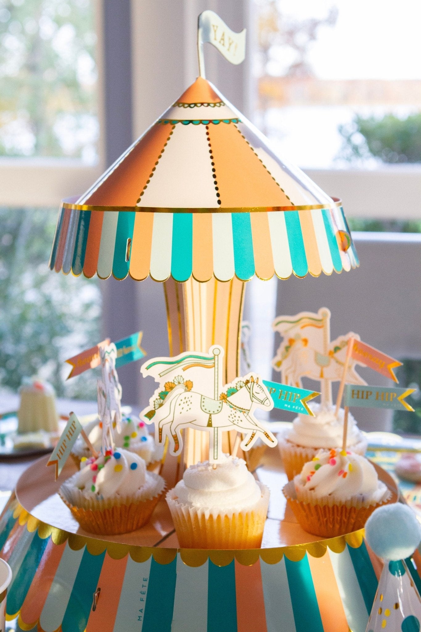 Carousel Cupcake Stand - Stesha Party