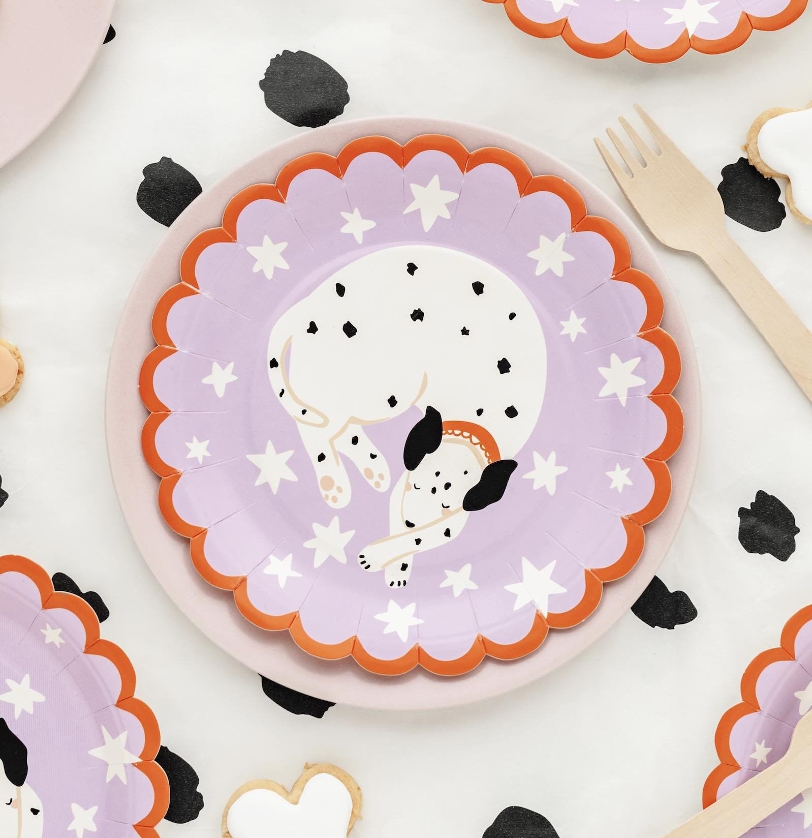Dalmatian Cake Plates 6ct - Stesha Party
