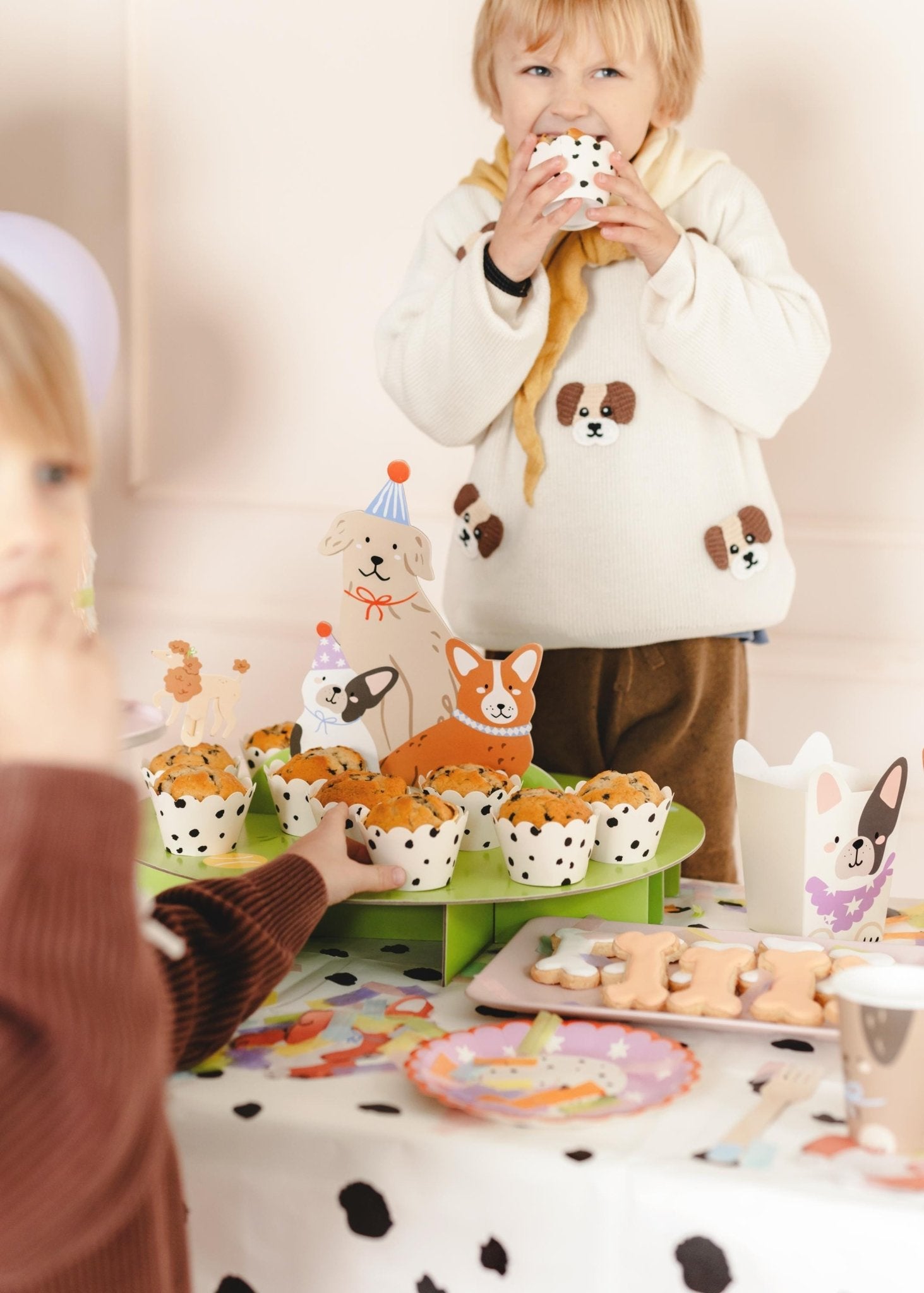Dog Cupcake Stand - Stesha Party