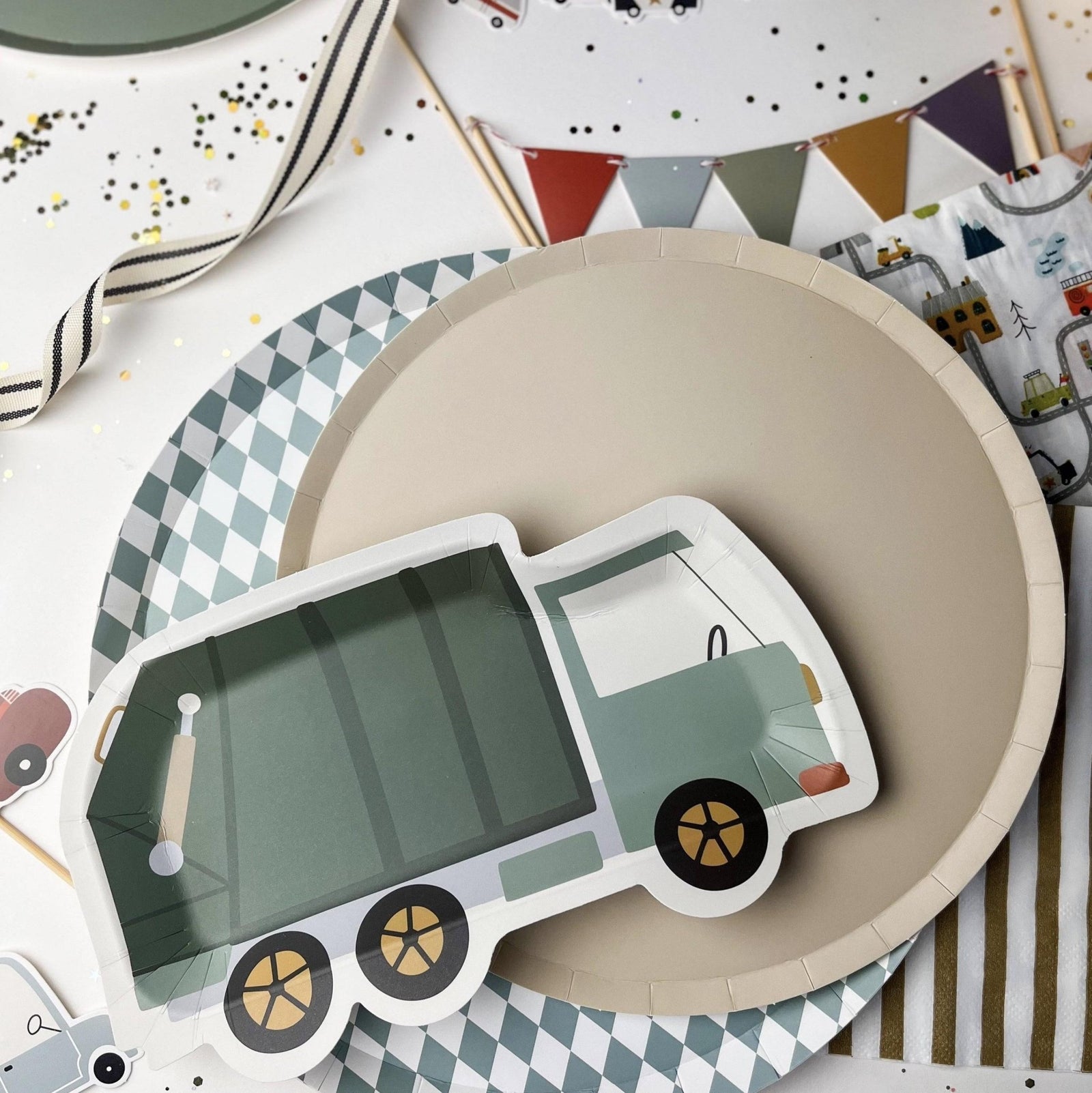 Garbage Truck Party Plates 12ct - Stesha Party