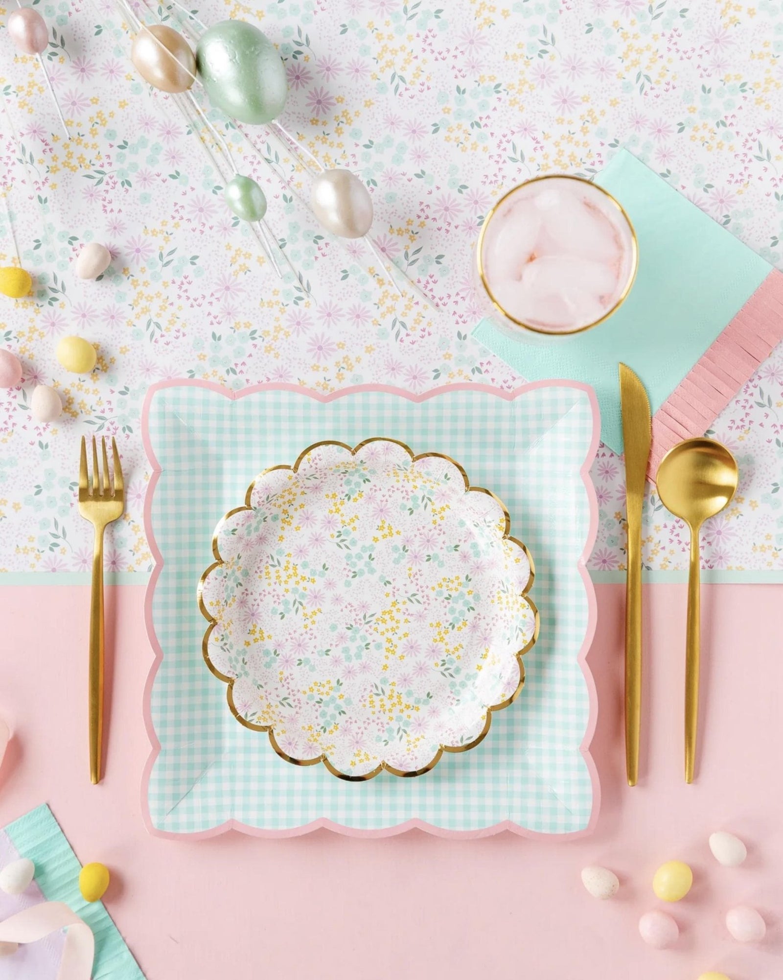 Gingham Party Plates - Stesha Party