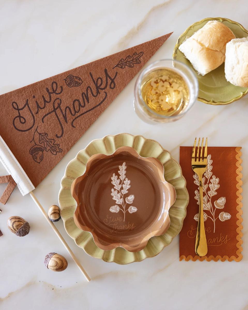 Give Thanks Thanksgiving Napkins - Stesha Party