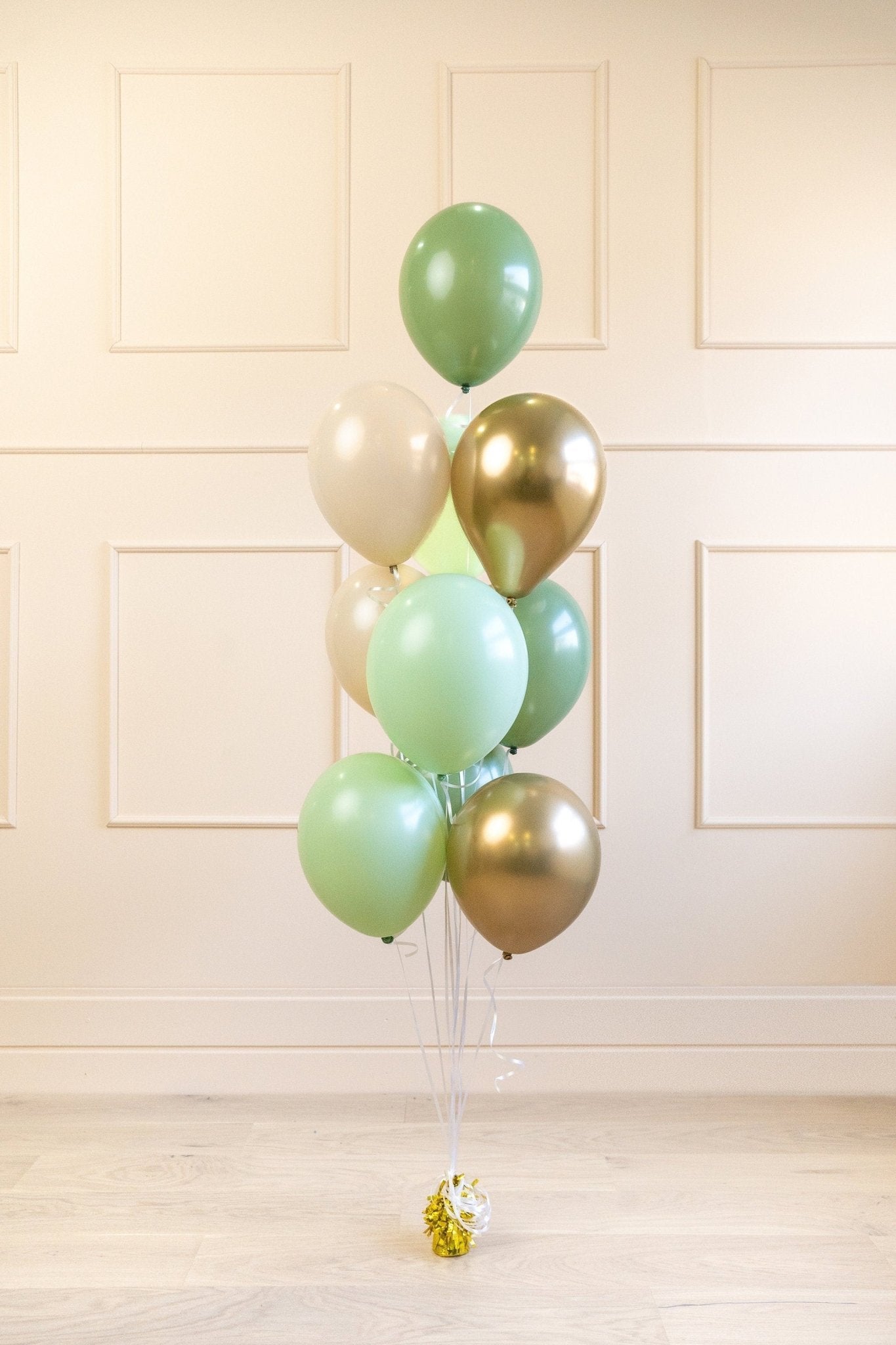 Green & Gold Balloon Bouquet - Stesha Party