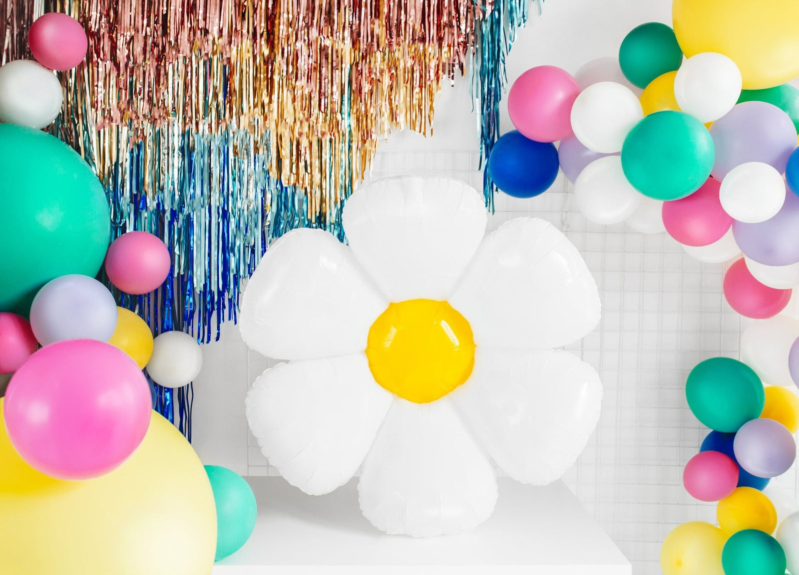 Groovy Daisy Flower Balloon - Stesha Party