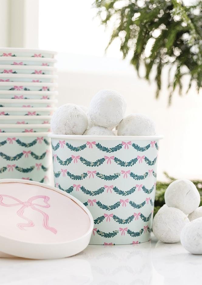 Holiday Take Out Treat Cups 32 oz - Stesha Party