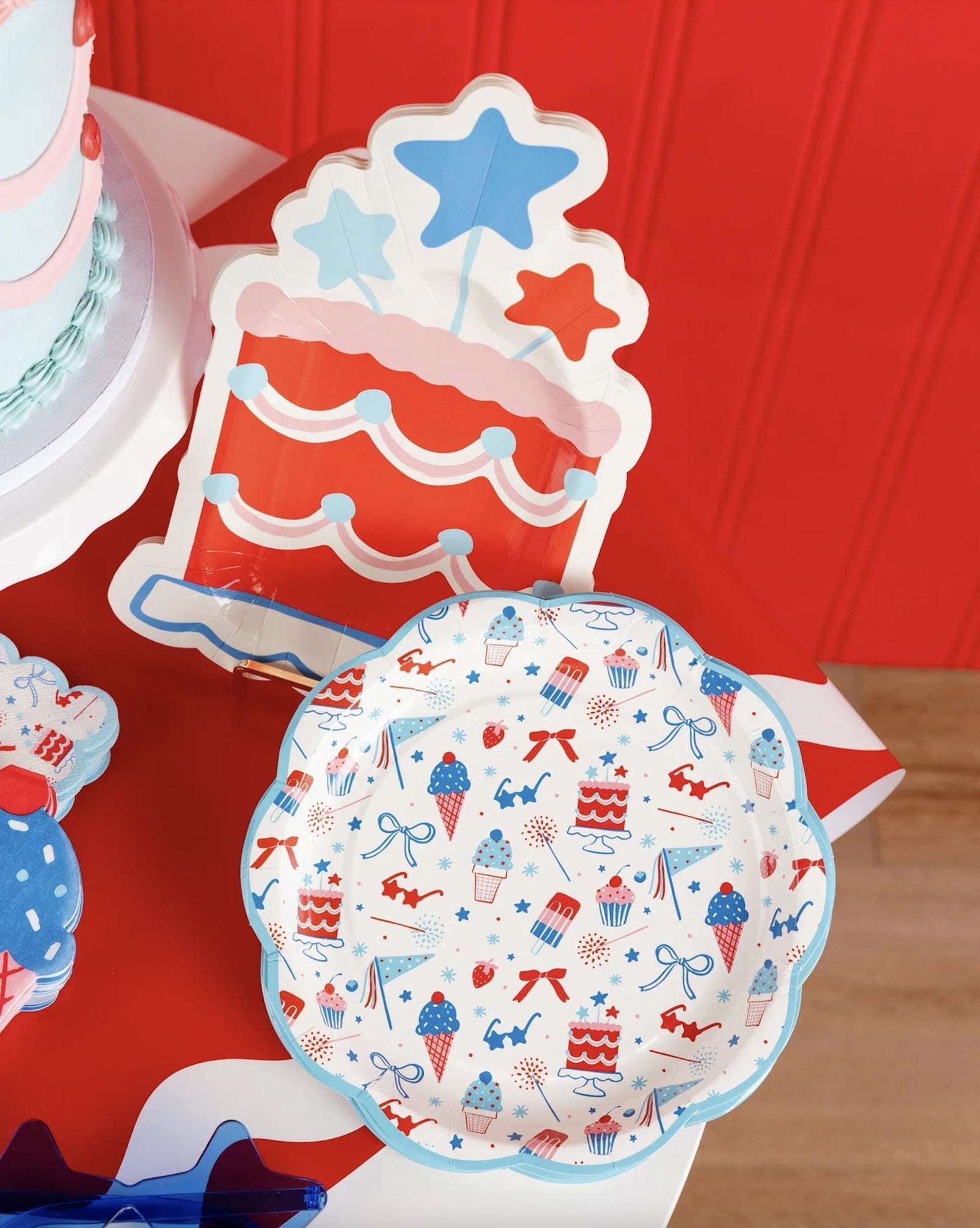 Patriotic Cake Shaped Plates 8ct - Stesha Party