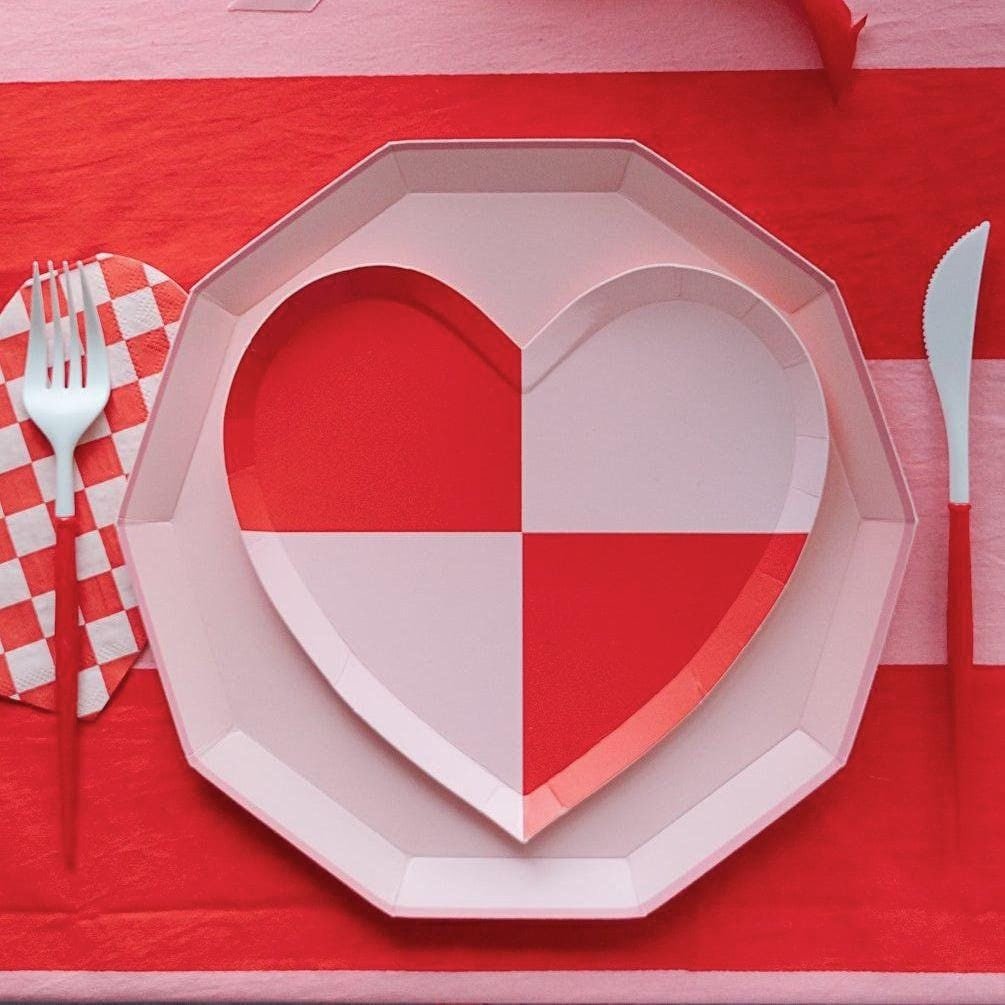 Pink & Red Heart Cake Plates - Stesha Party