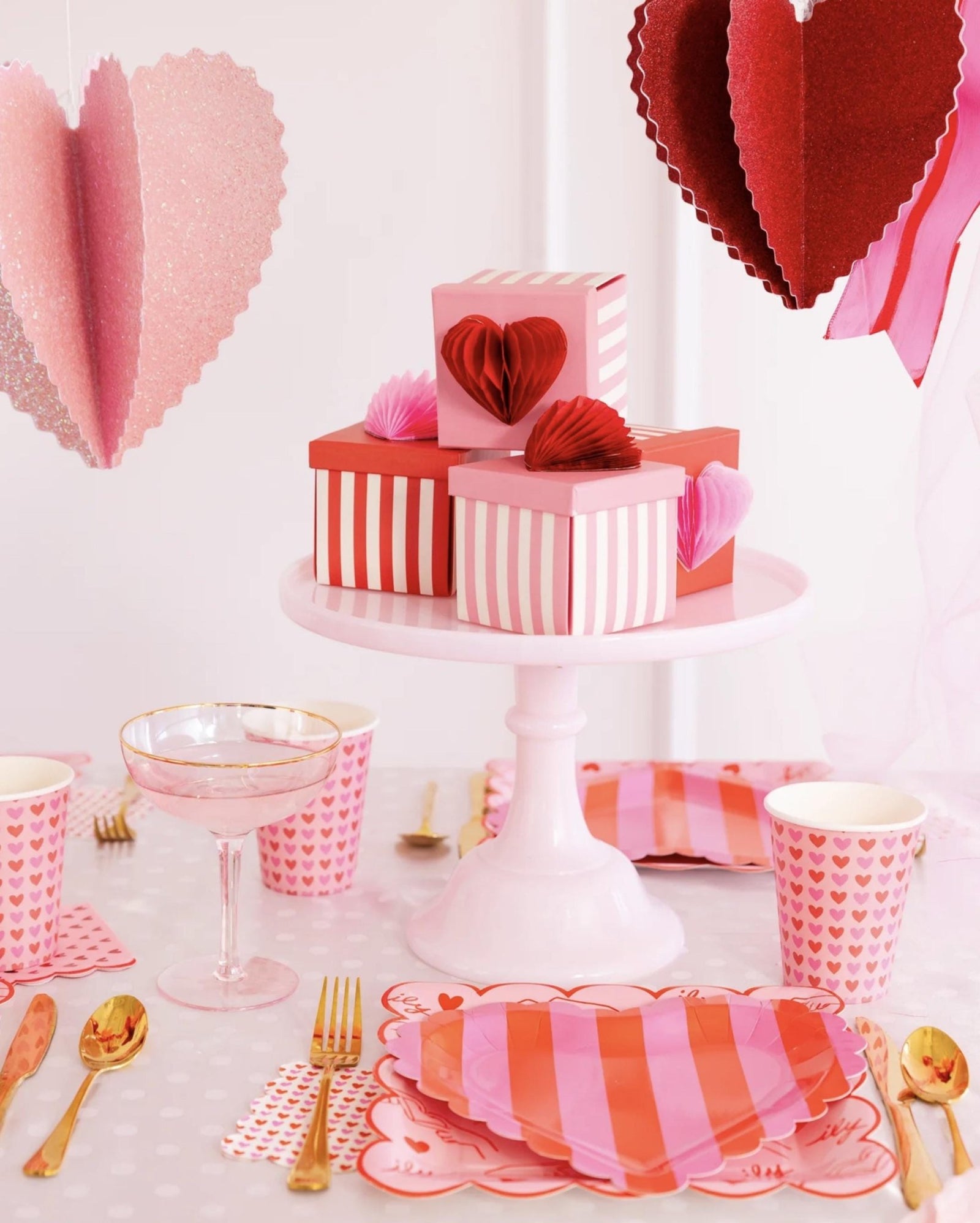 Pink & Red Heart Party Cups - Stesha Party