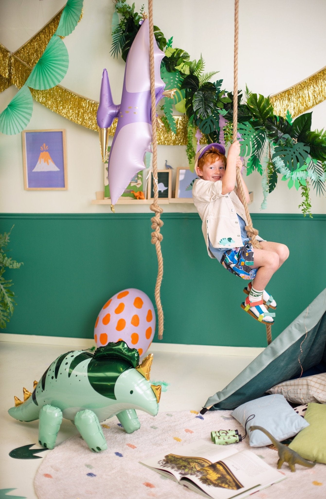 Pterodactyl Balloon - Stesha Party