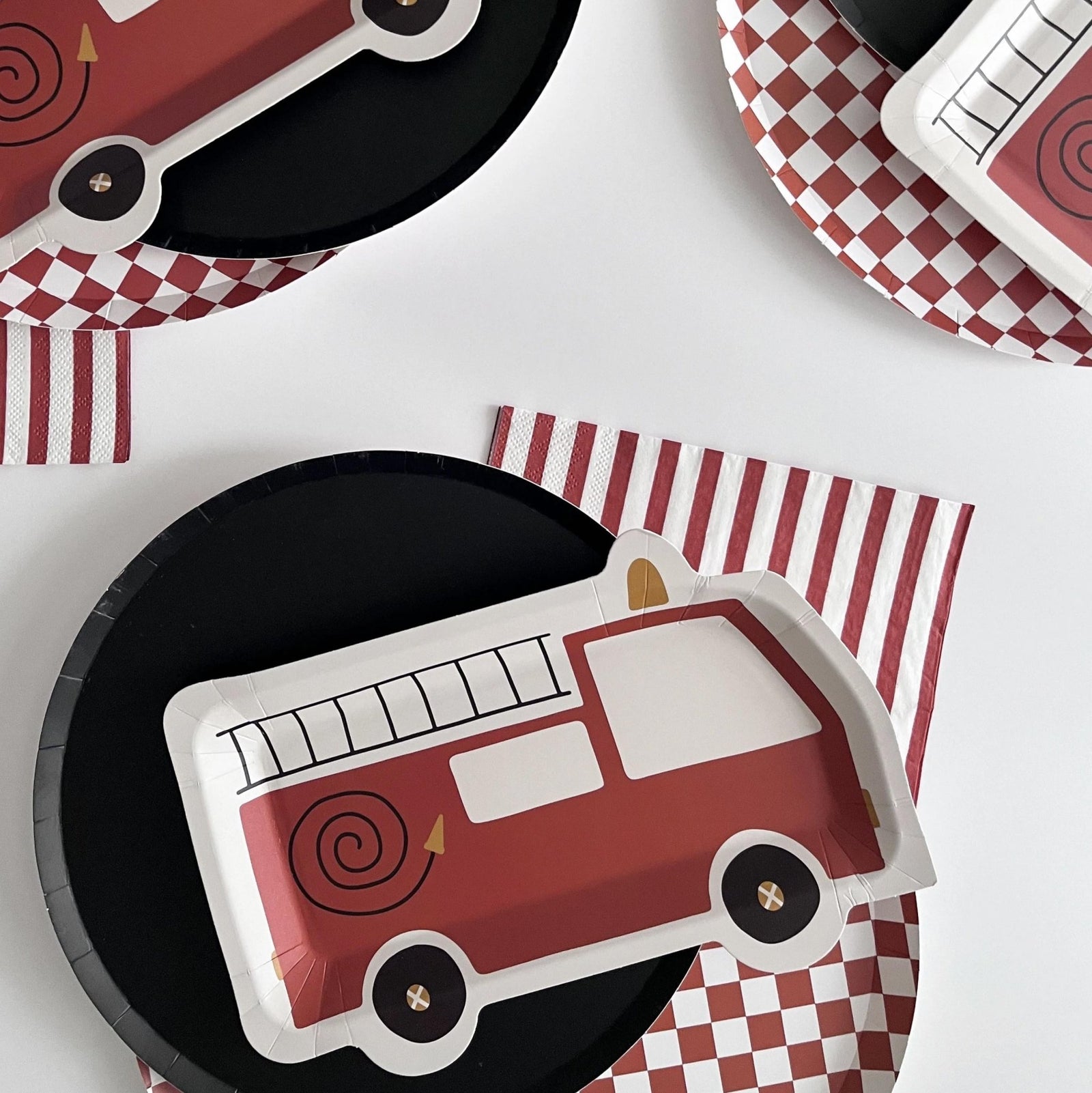 Red Checkered Paper Plates 8ct - Stesha Party