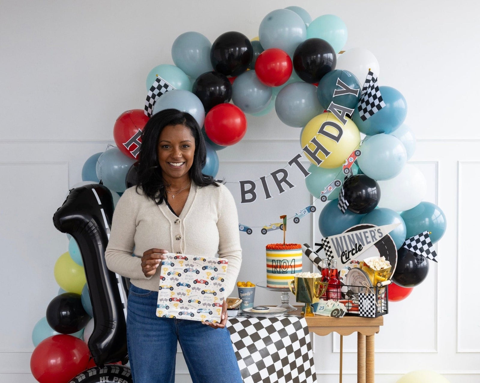 Retro Race Car Party Plates - Stesha Party