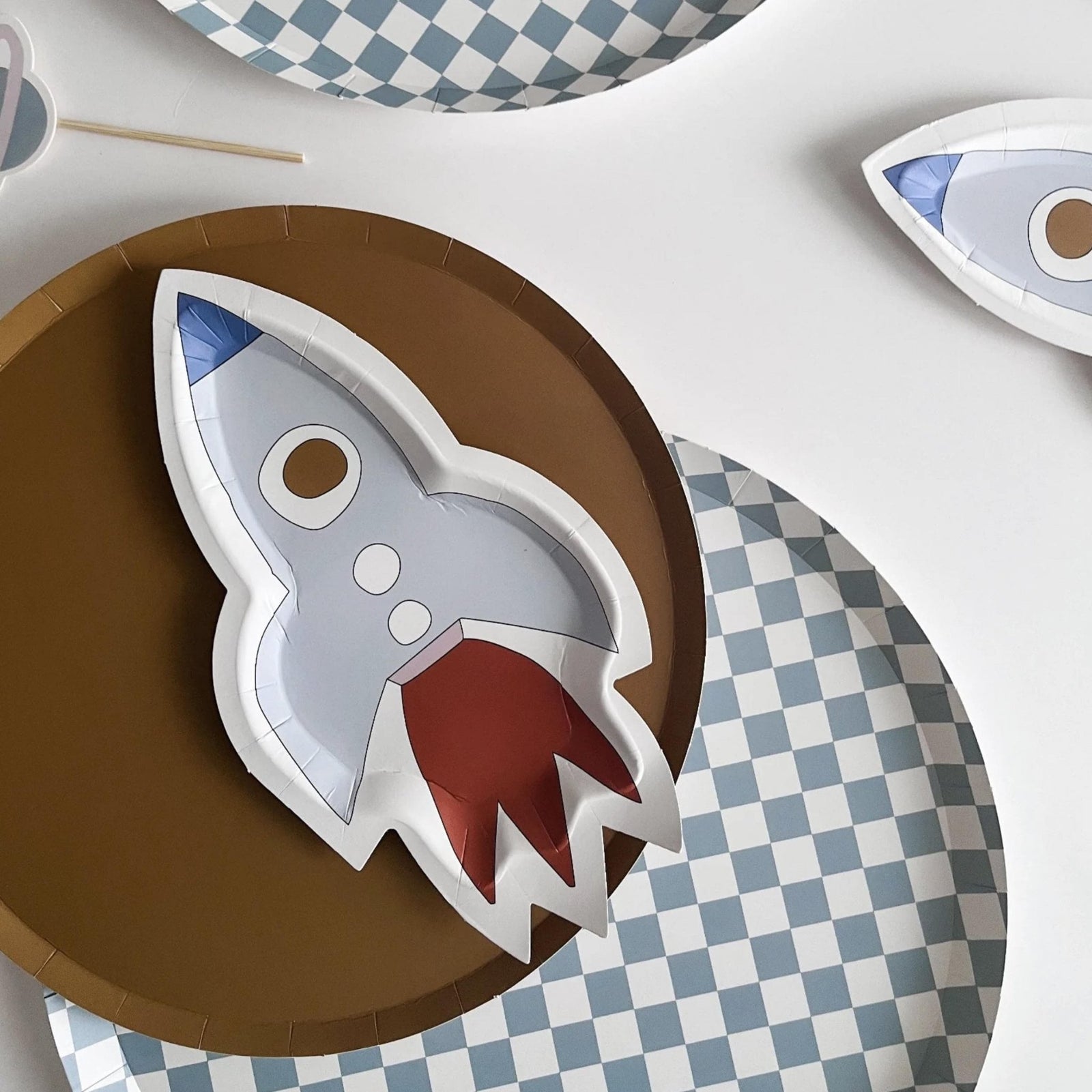 Rocket Ship Dessert Plates 8ct - Stesha Party