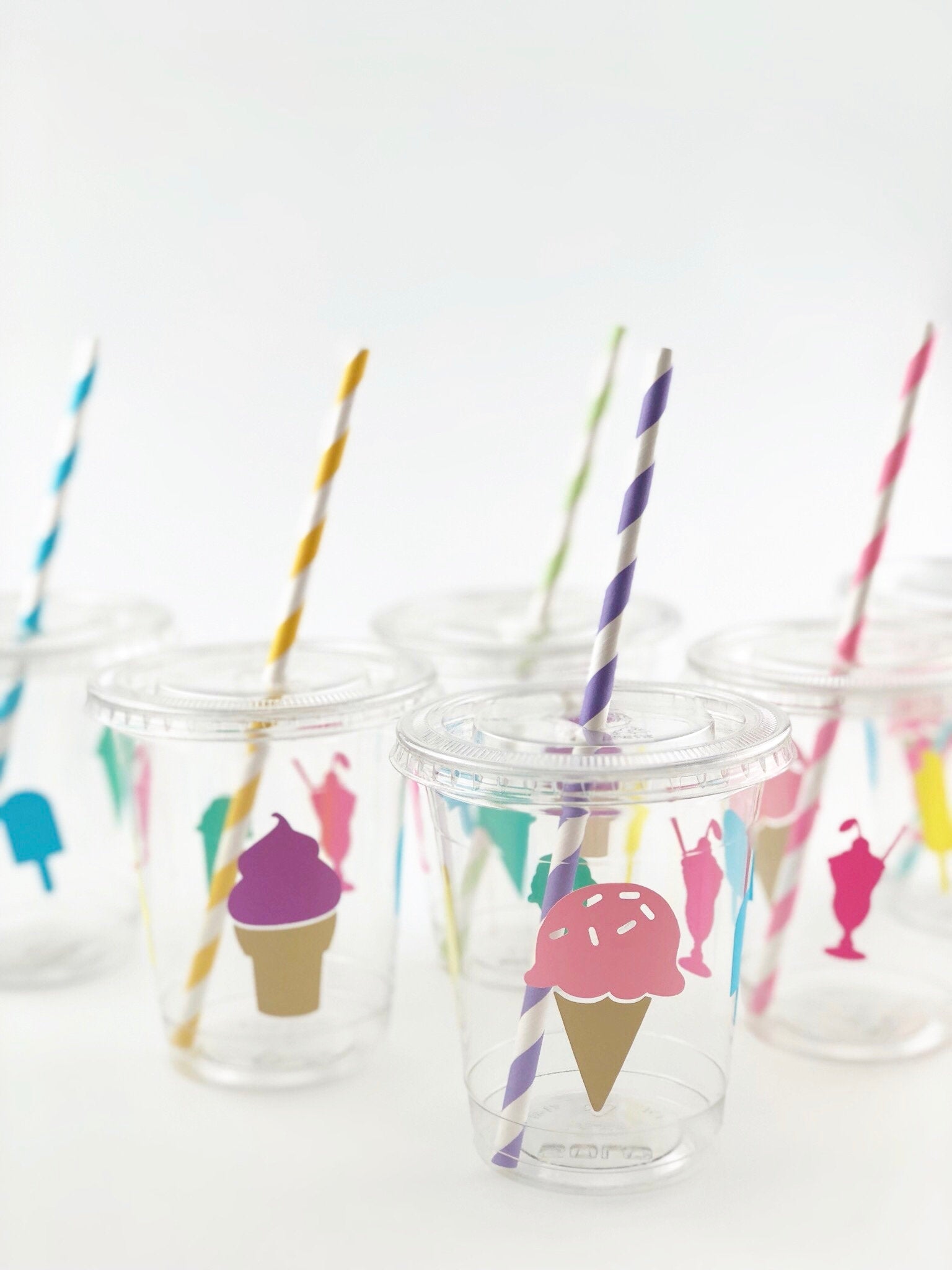 Ice Cream Party Clear Cups With Lids Set - Stesha Party