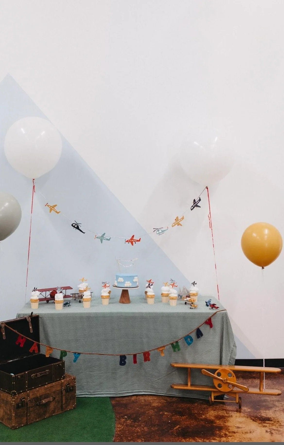 Airplane Party Cups 8ct - Stesha Party