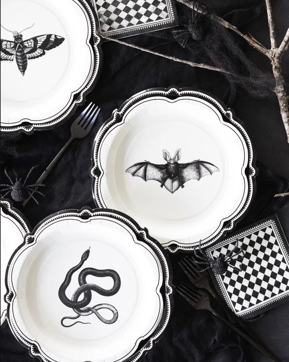 Black & White Halloween Paper Plates - Stesha Party