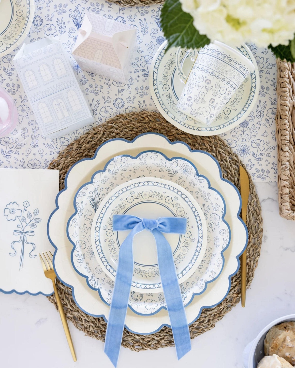 Blue Floral Party Plates - Stesha Party