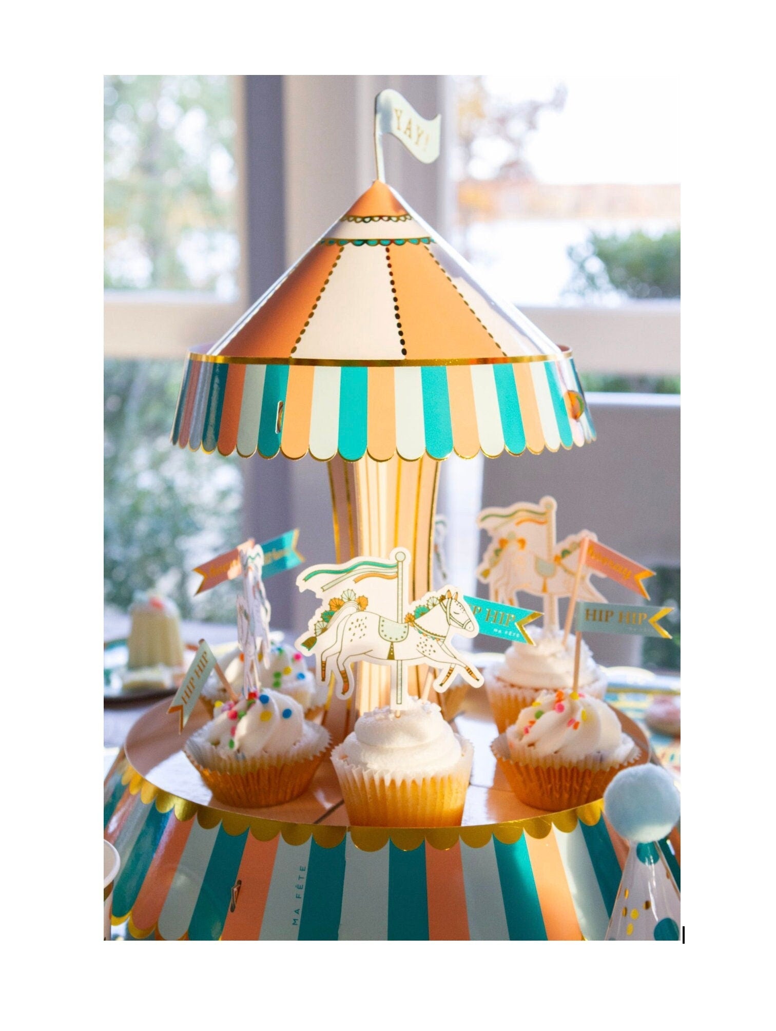 Carousel Cupcake Stand - Stesha Party