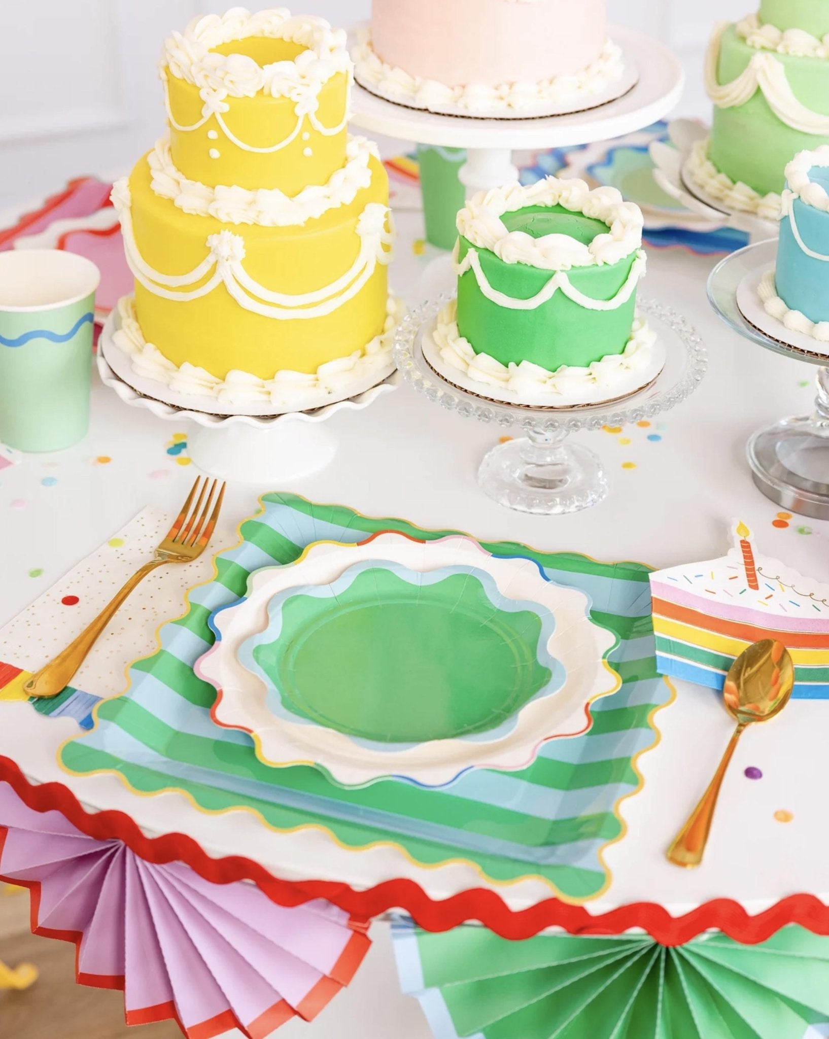 Colorful Scalloped Paper Cake Plates - Stesha Party