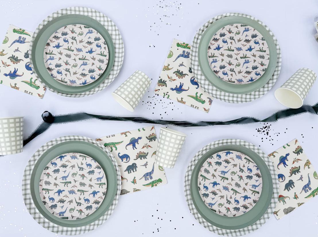 Dinosaur Cake Plates 12ct - Stesha Party