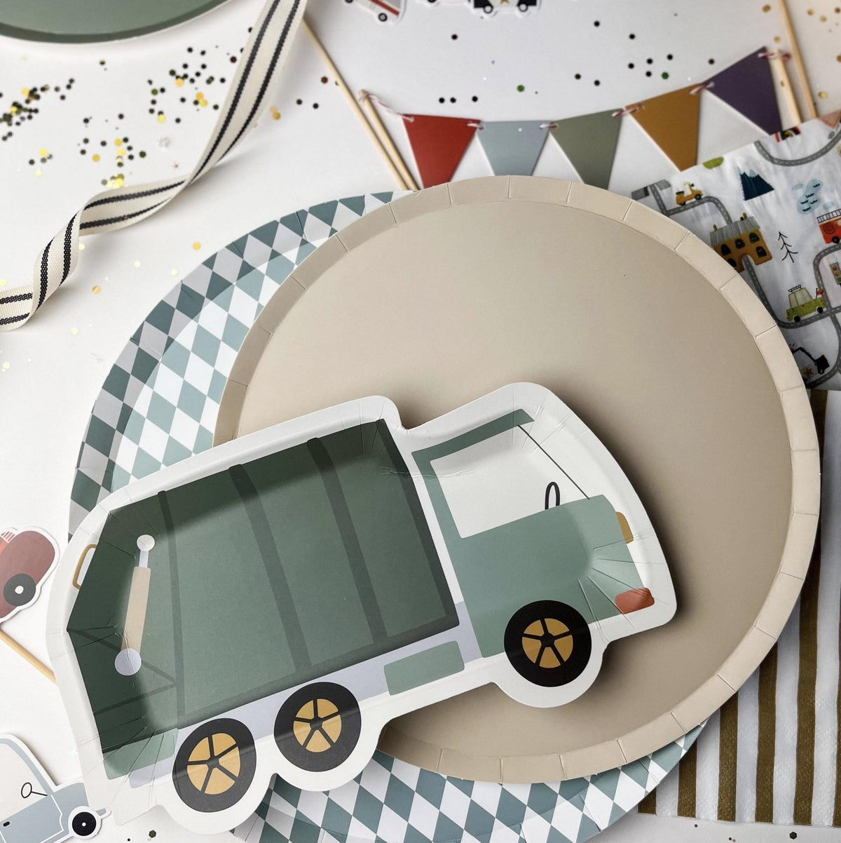 Garbage Truck Party Plates 12ct - Stesha Party