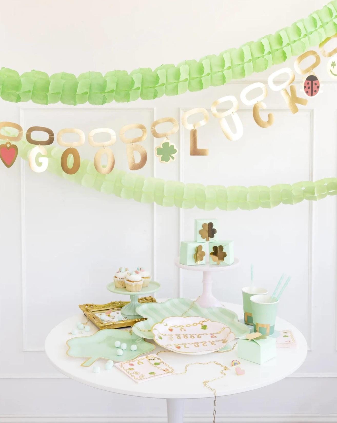 Good Luck Charm Bracelet Plates - Stesha Party