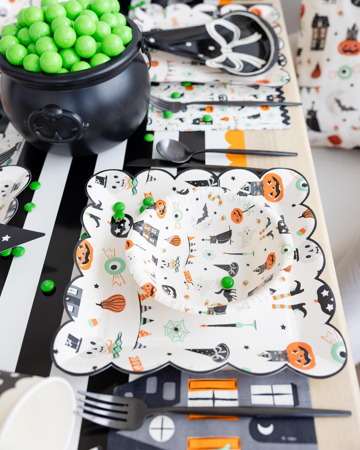 Halloween Paper Snack Bowls 8ct - Stesha Party