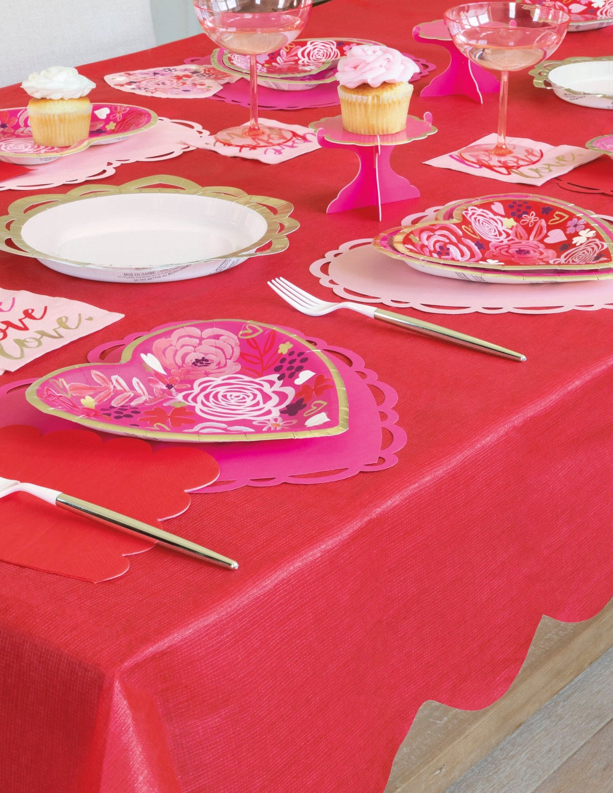 Heart Shaped Floral Paper Plates - Stesha Party