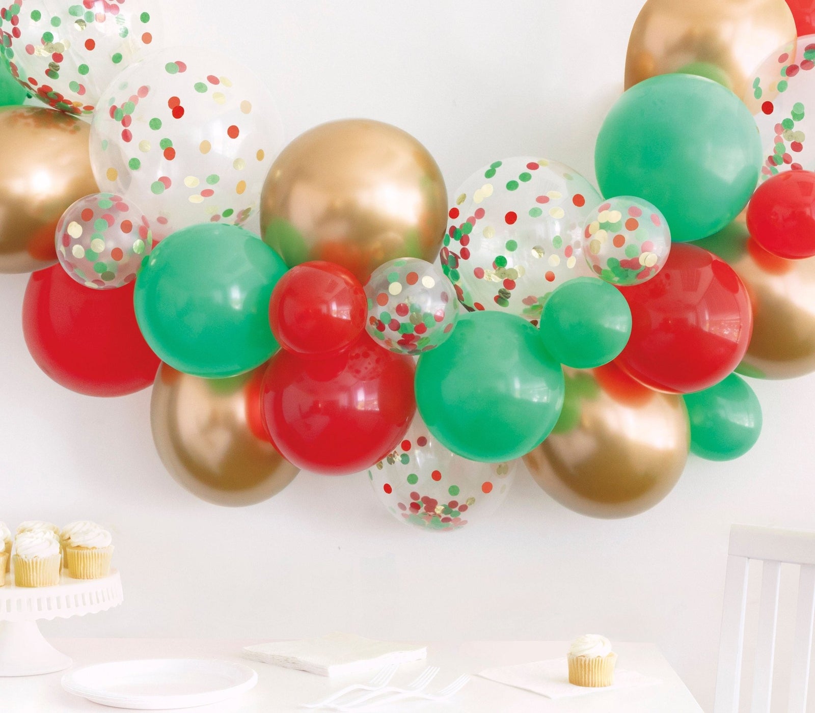 Holiday Confetti Balloon Garland