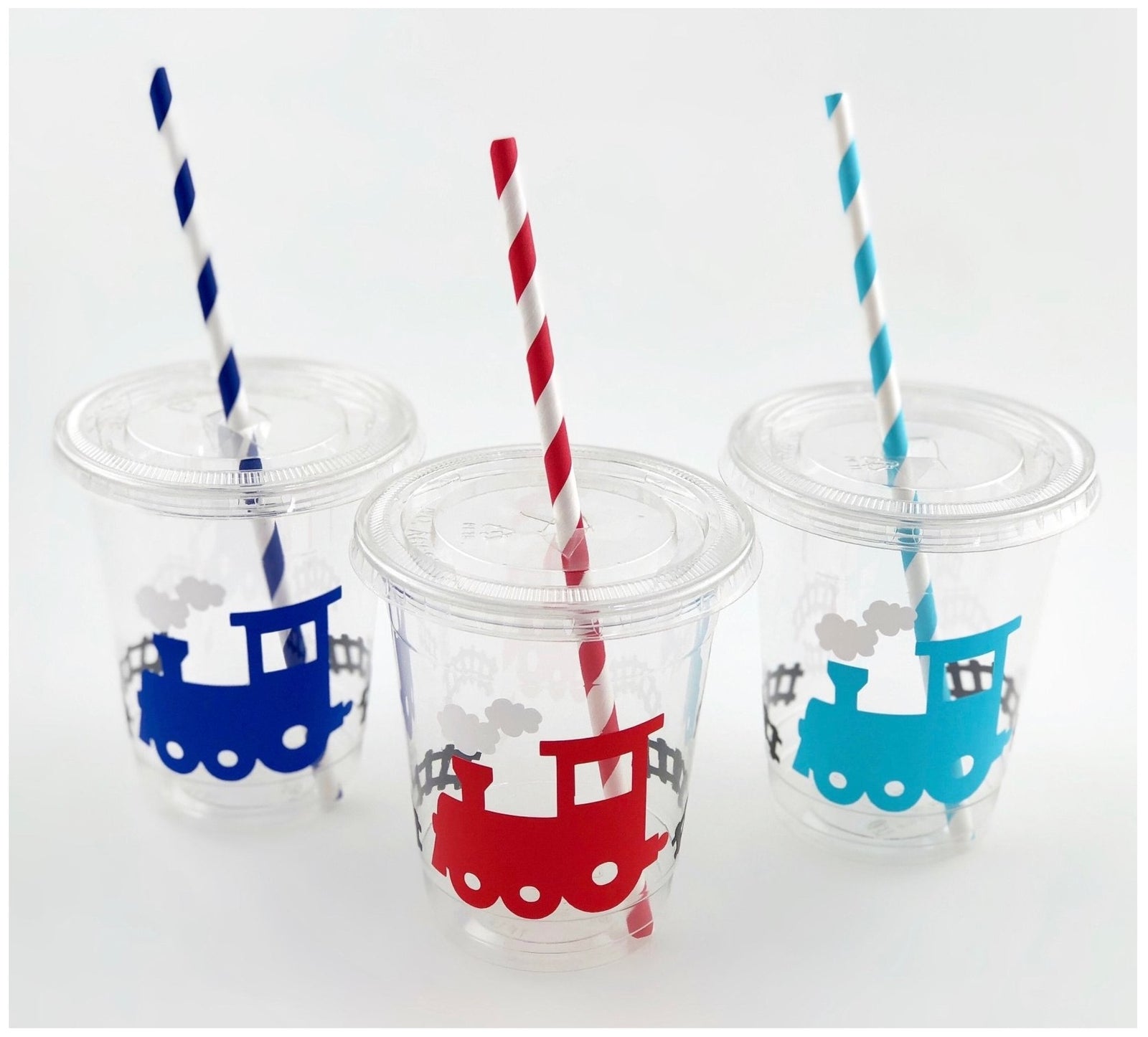 Lidded Train Party Cups 12ct