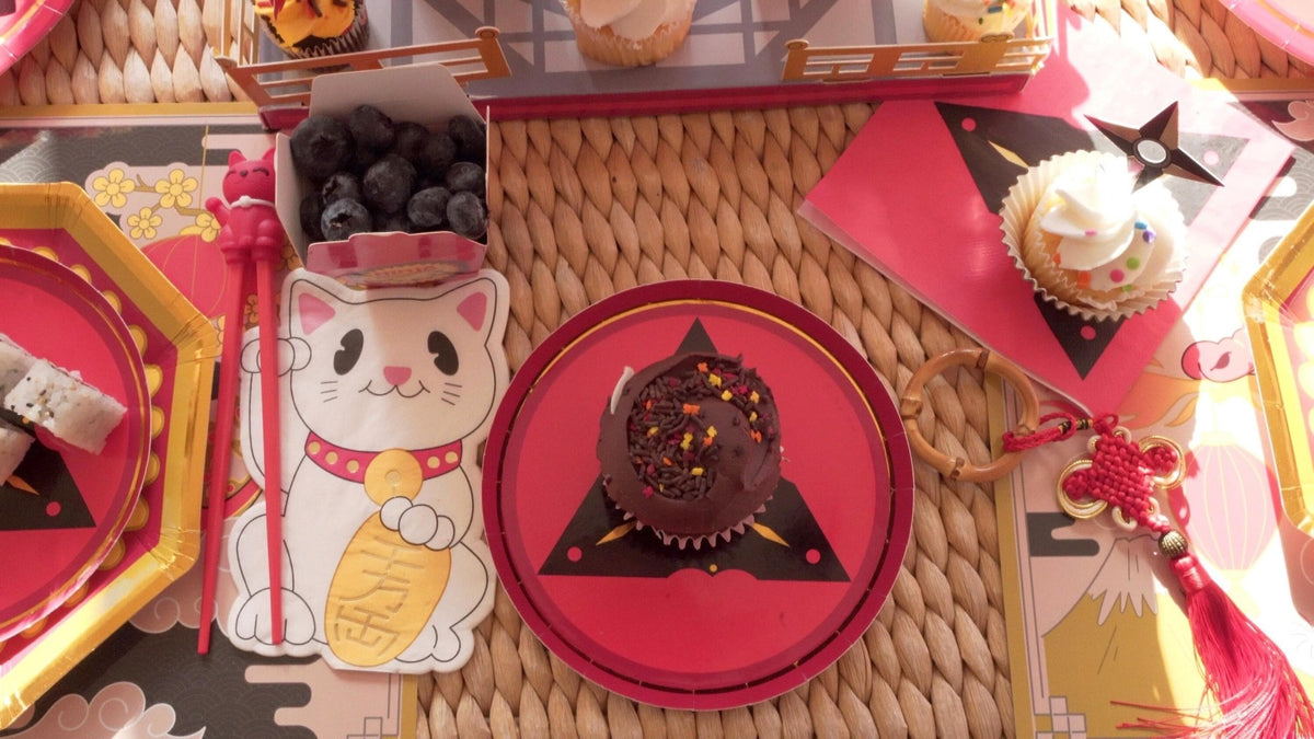 Ninja Star Cake Plates - Stesha Party