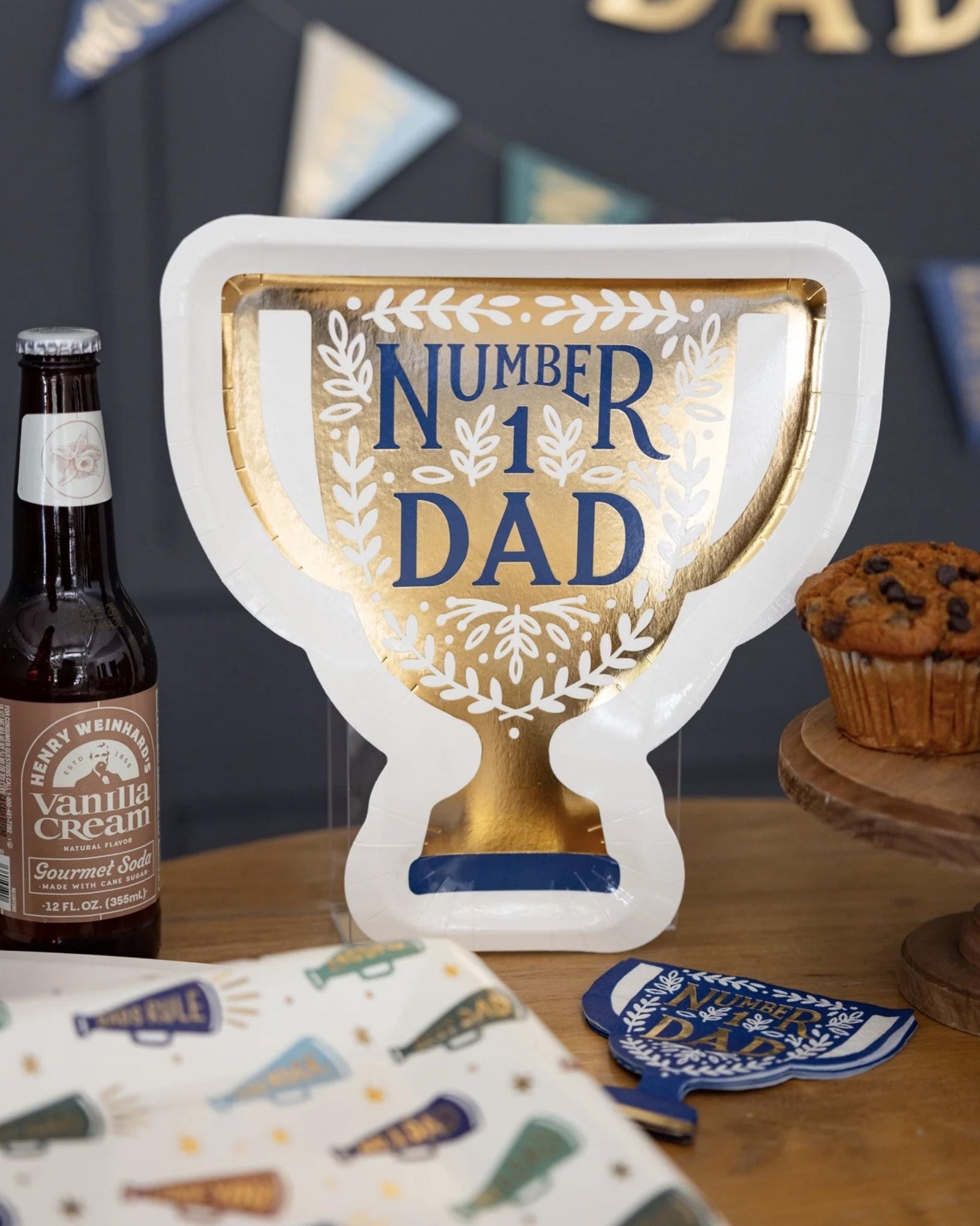 Number 1 Dad Trophy Napkins 18ct - Stesha Party