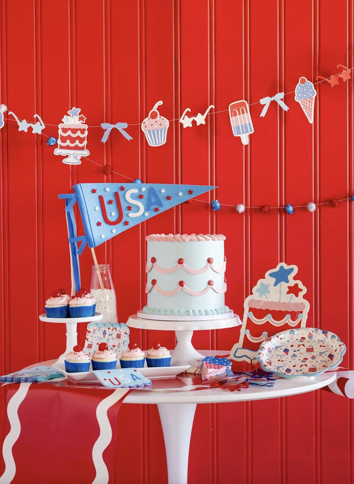 Patriotic Cake Shaped Plates 8ct - Stesha Party