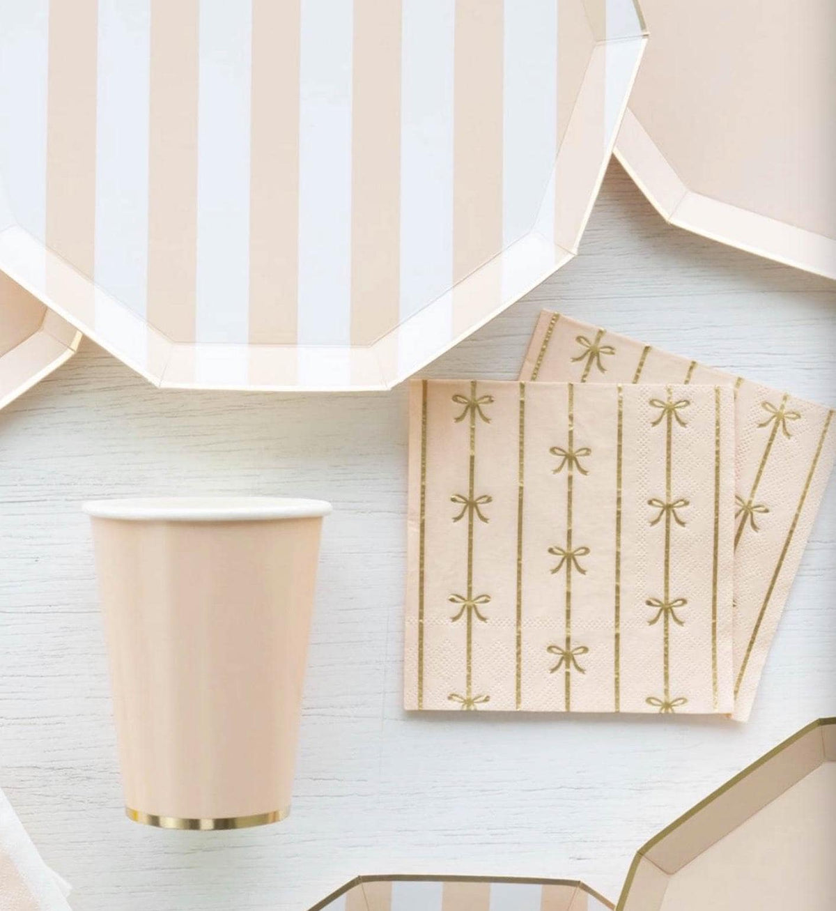 Peach & Gold Party Cups - Stesha Party