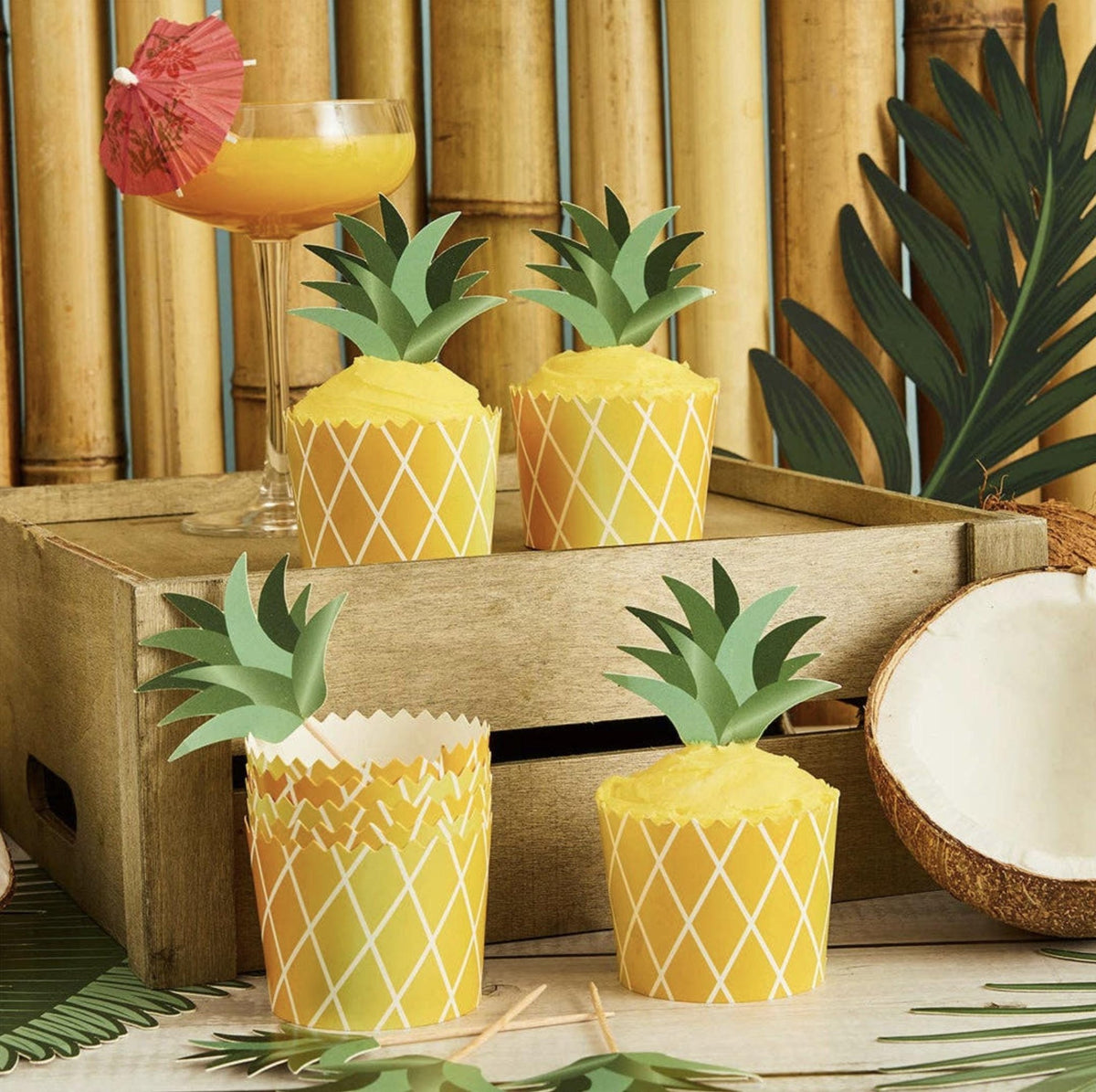 Pineapple Food Cups & Picks 10ct - Stesha Party