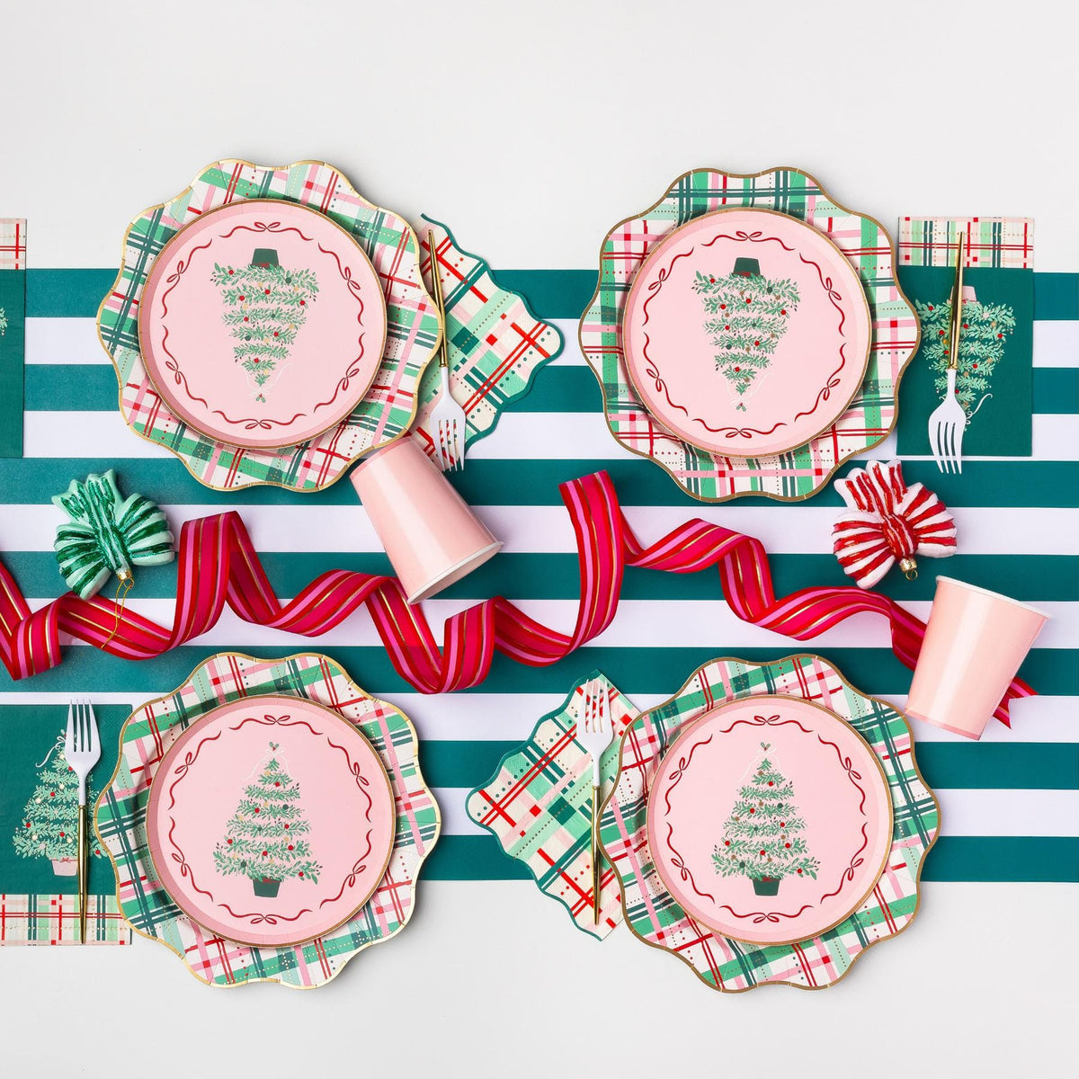 Pink Christmas Tree Dessert Plates - Stesha Party