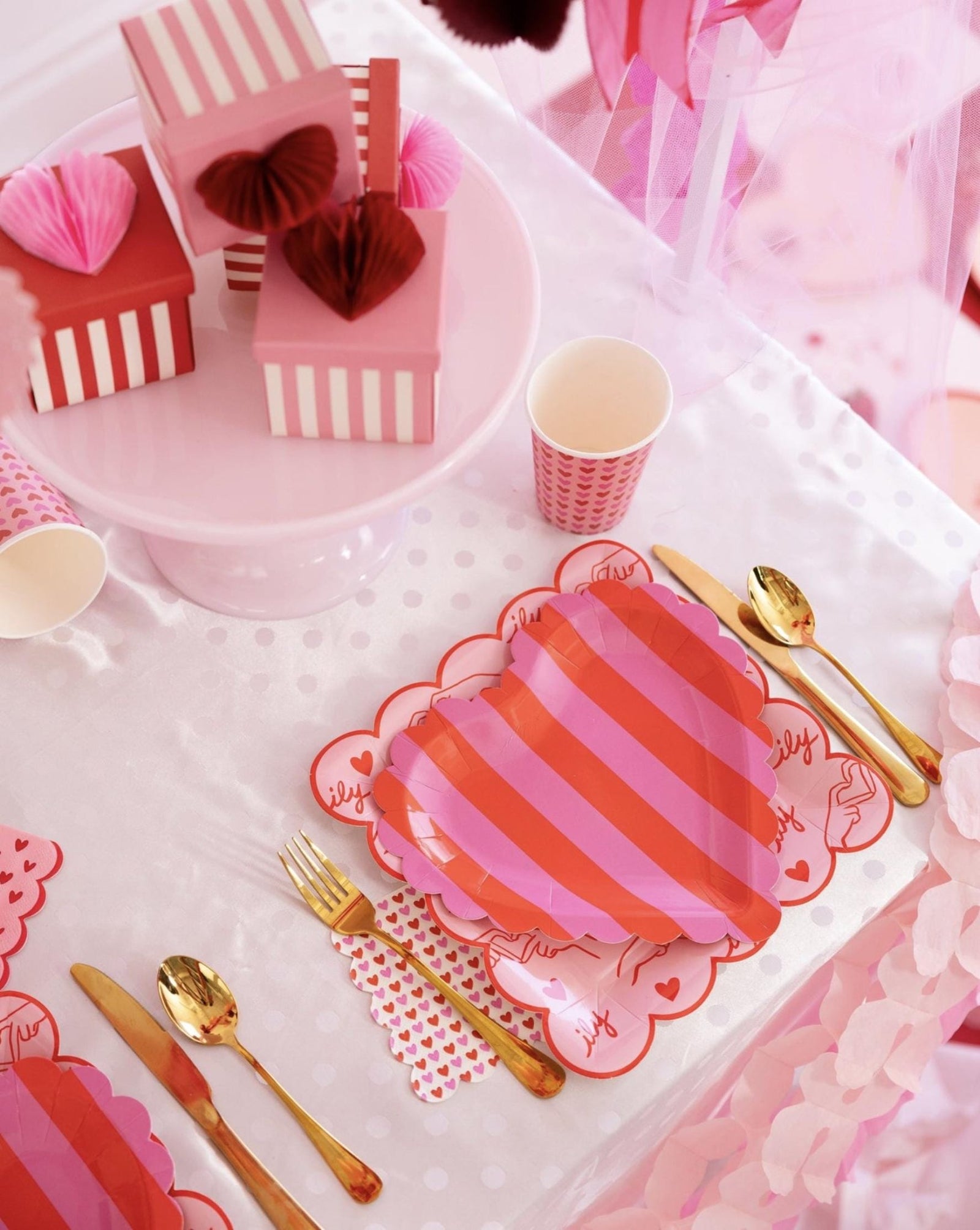 Pink Heart Plates - Stesha Party