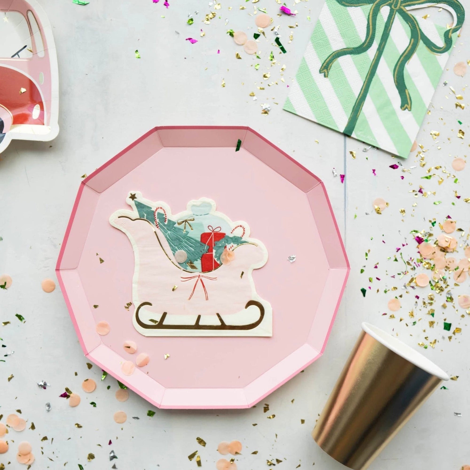 Pink Paper Dinner Plates - Stesha Party