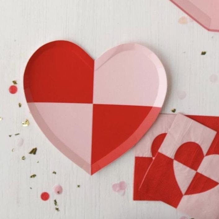 Pink & Red Heart Cake Plates - Stesha Party