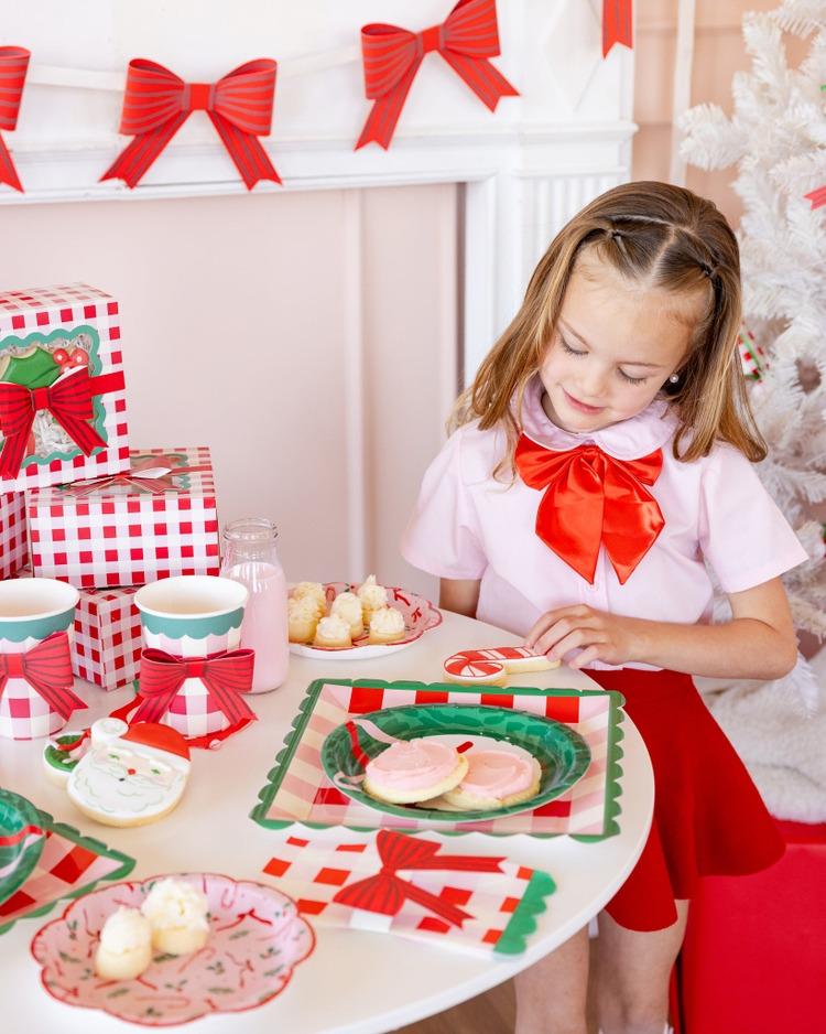 Pink & Red Plaid Christmas Plates 8ct - Stesha Party