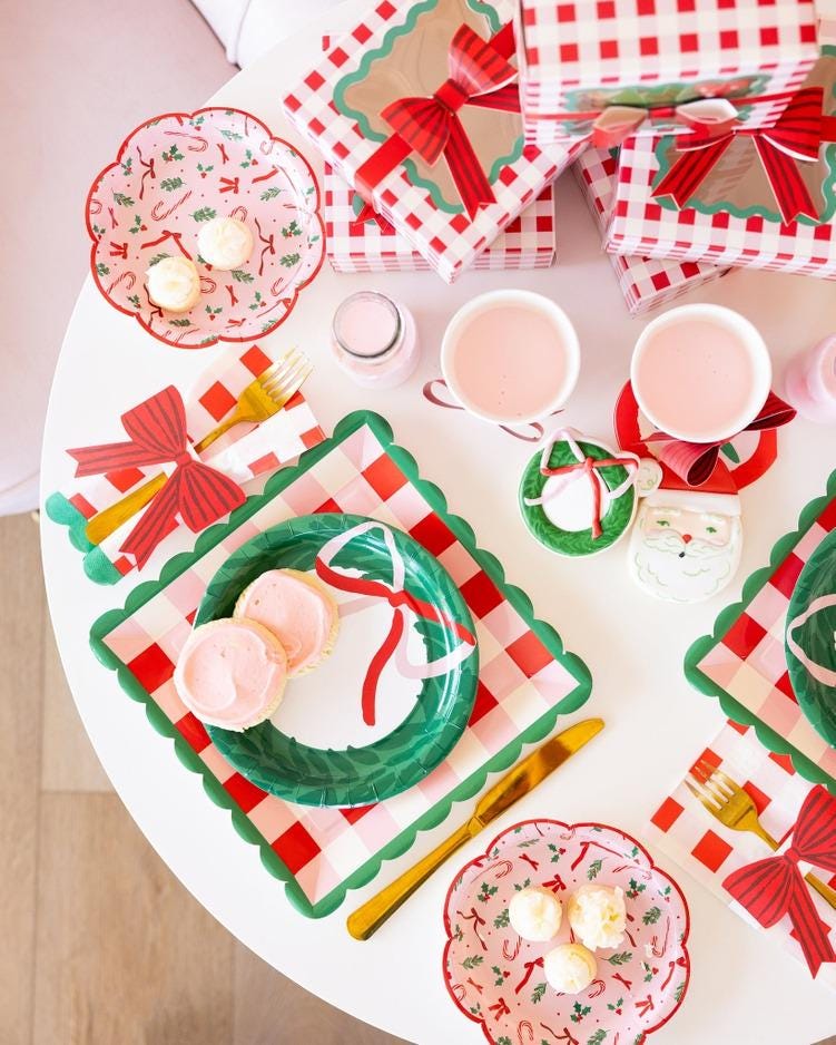 Pink & Red Plaid Christmas Plates 8ct - Stesha Party