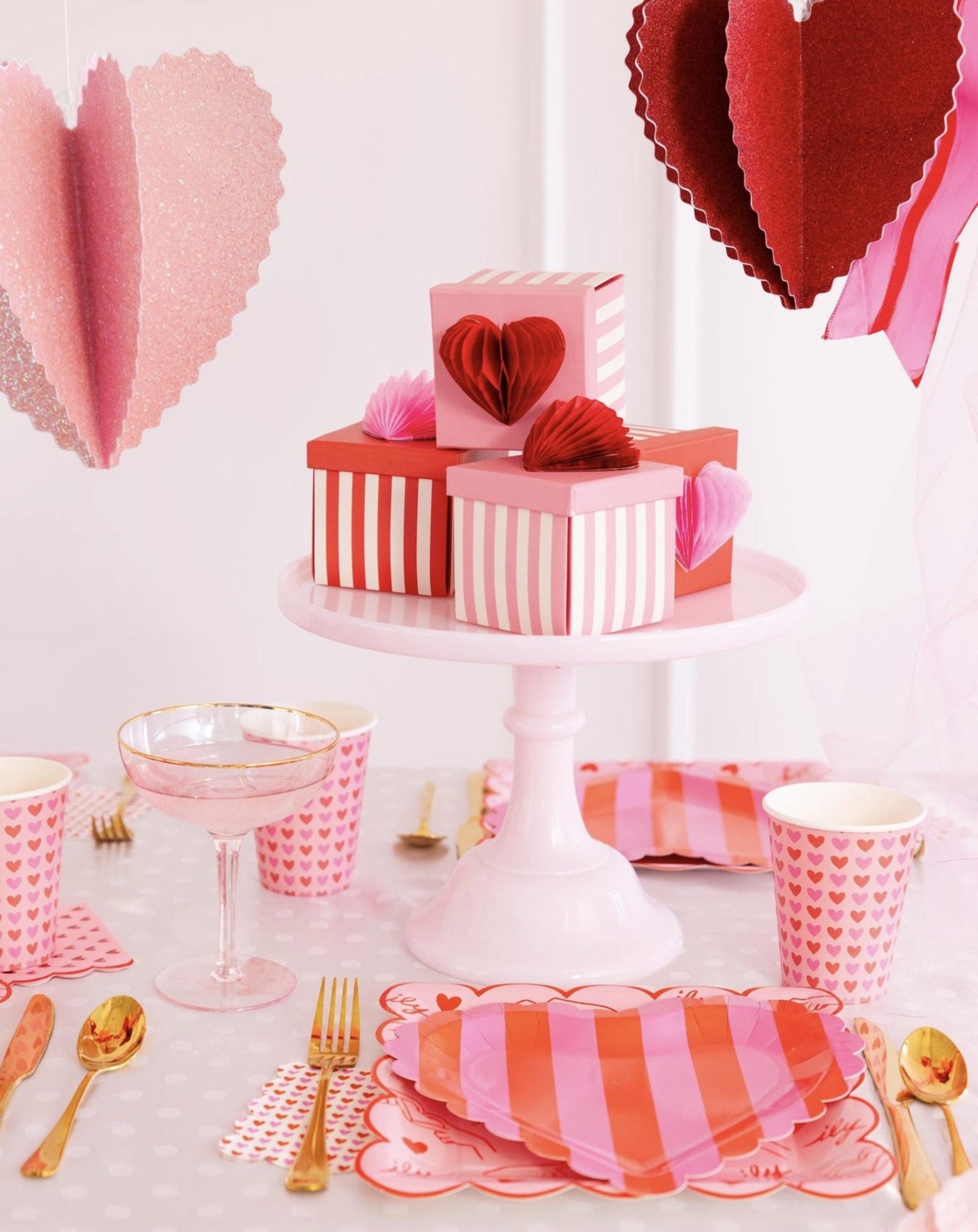 Pink & Red Striped Heart Plates - Stesha Party