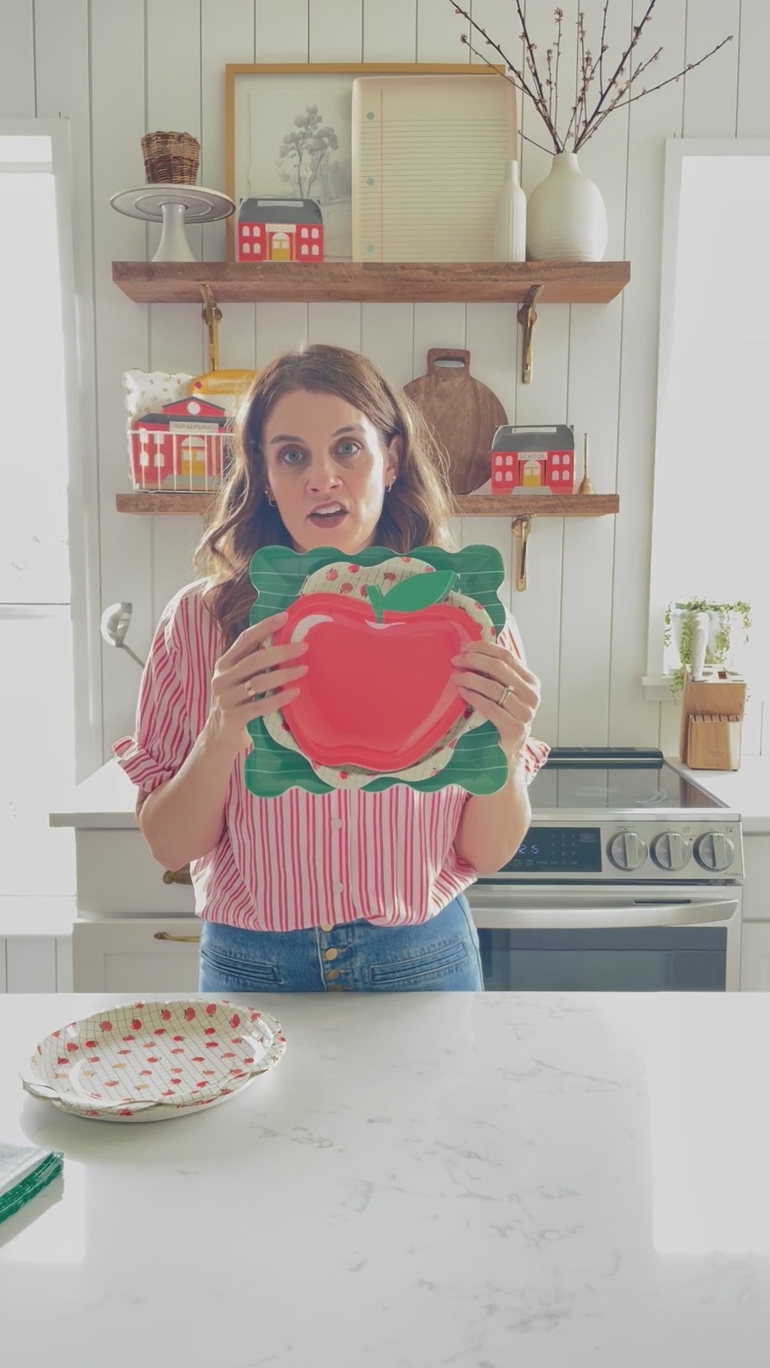 Back to School Apple Plates 8ct