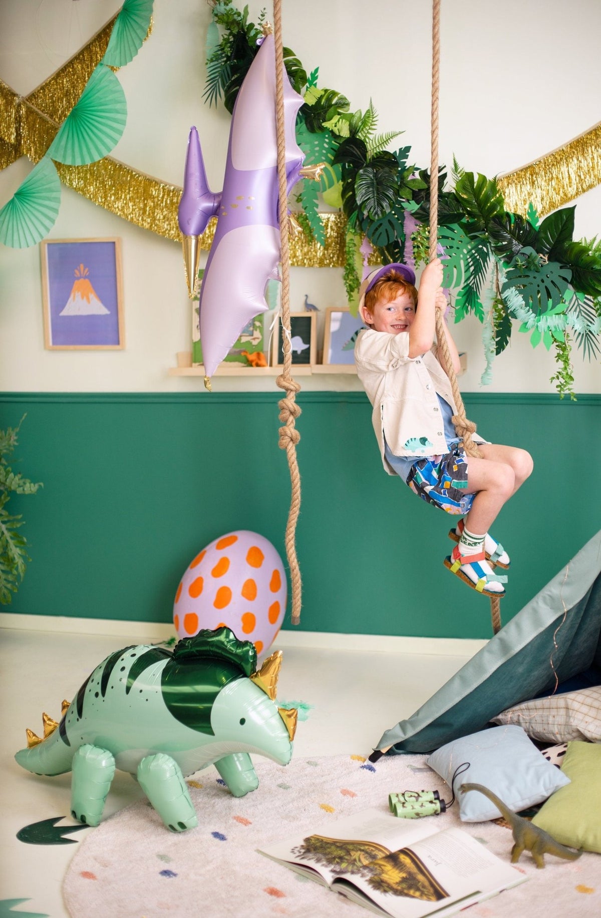 Pterodactyl Balloon - Stesha Party