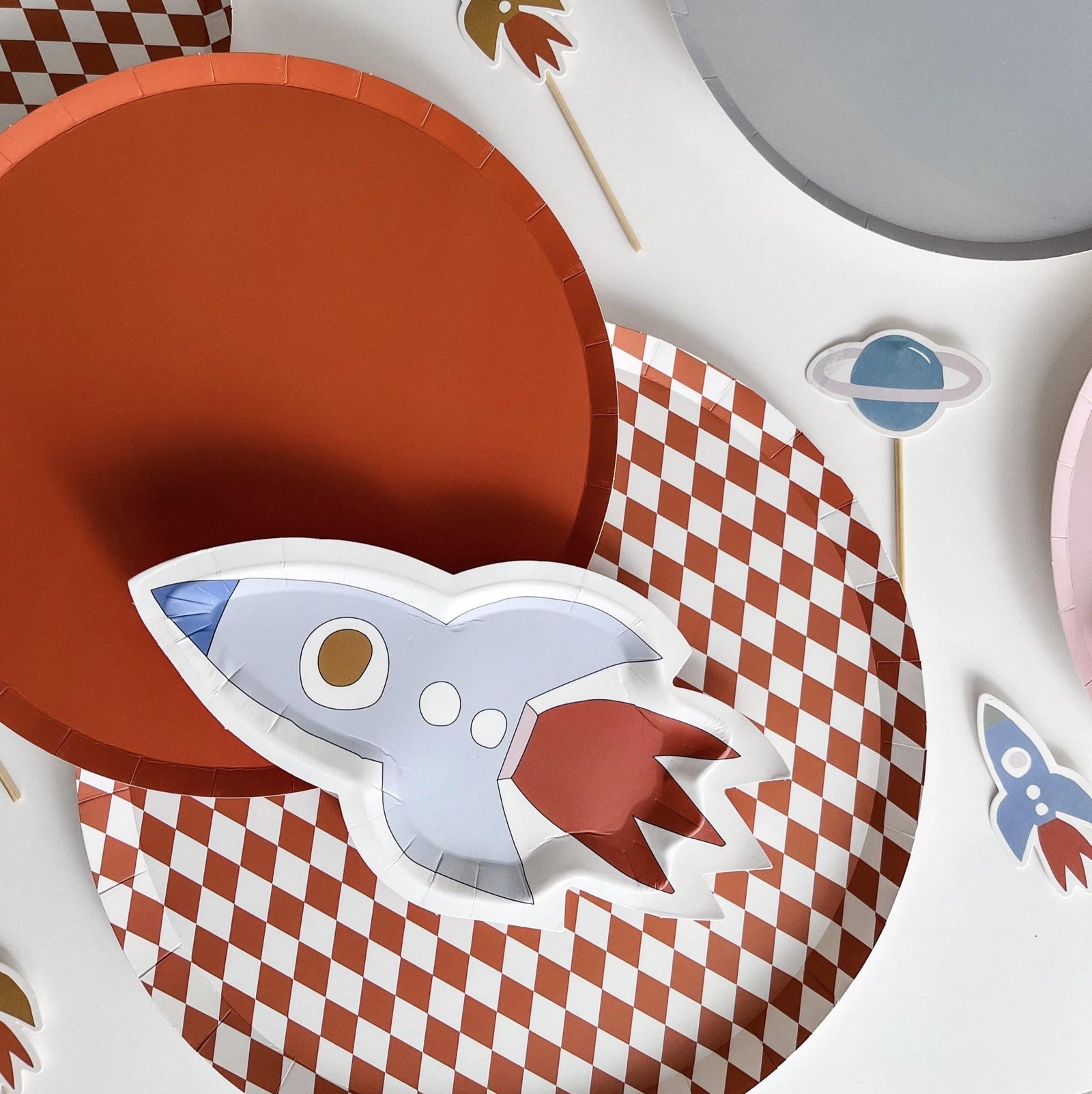 Rocket Ship Dessert Plates 8ct - Stesha Party