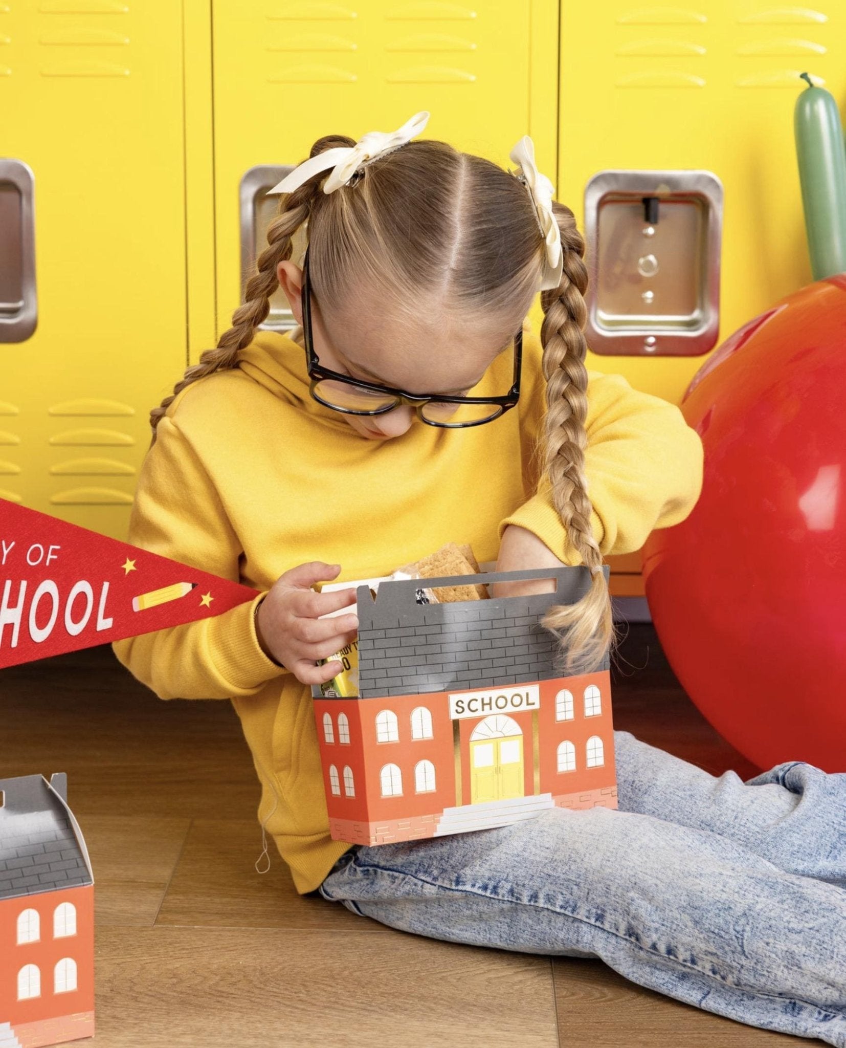 School House Treat Boxes 8ct - Stesha Party