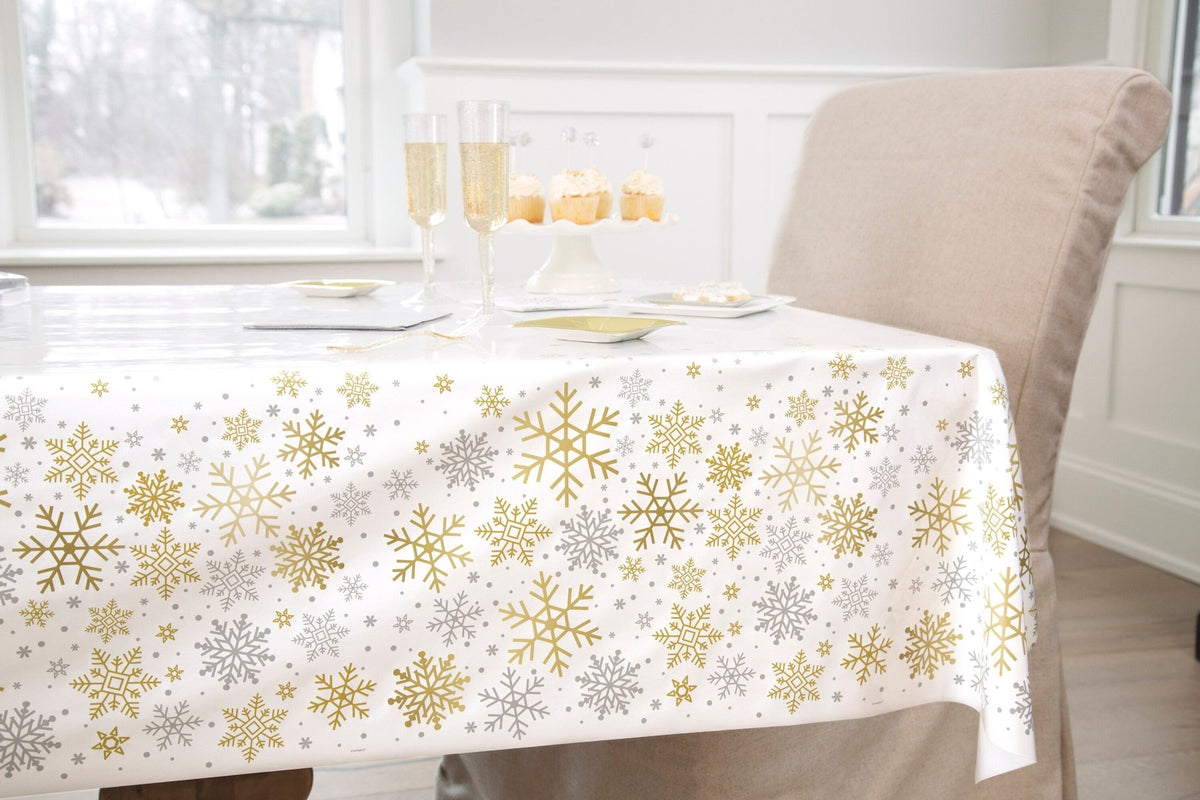 Snowflake Party Tablecloth - Stesha Party