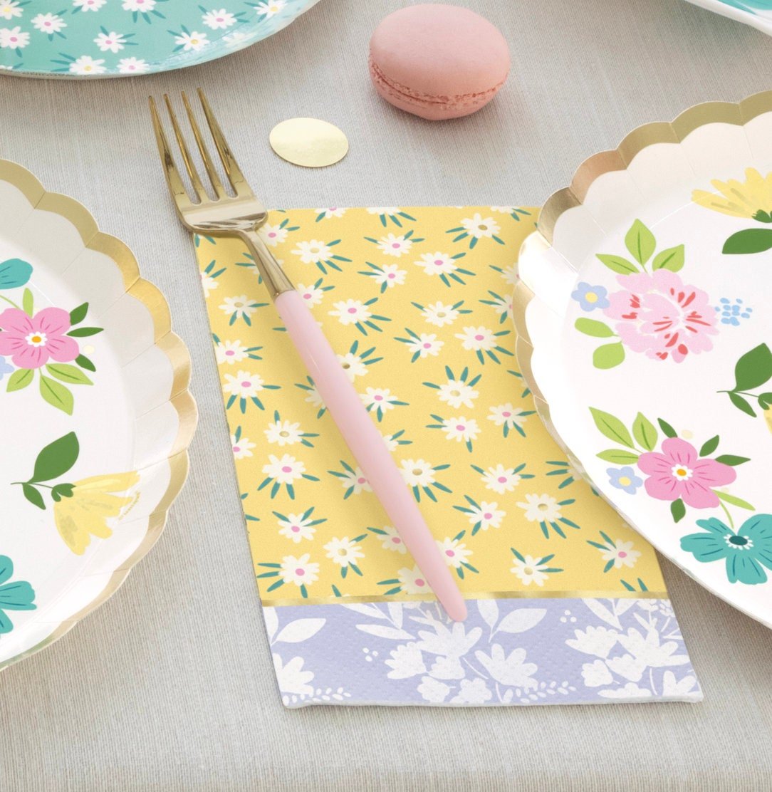 Spring Daisy Party Napkins 16ct - Stesha Party