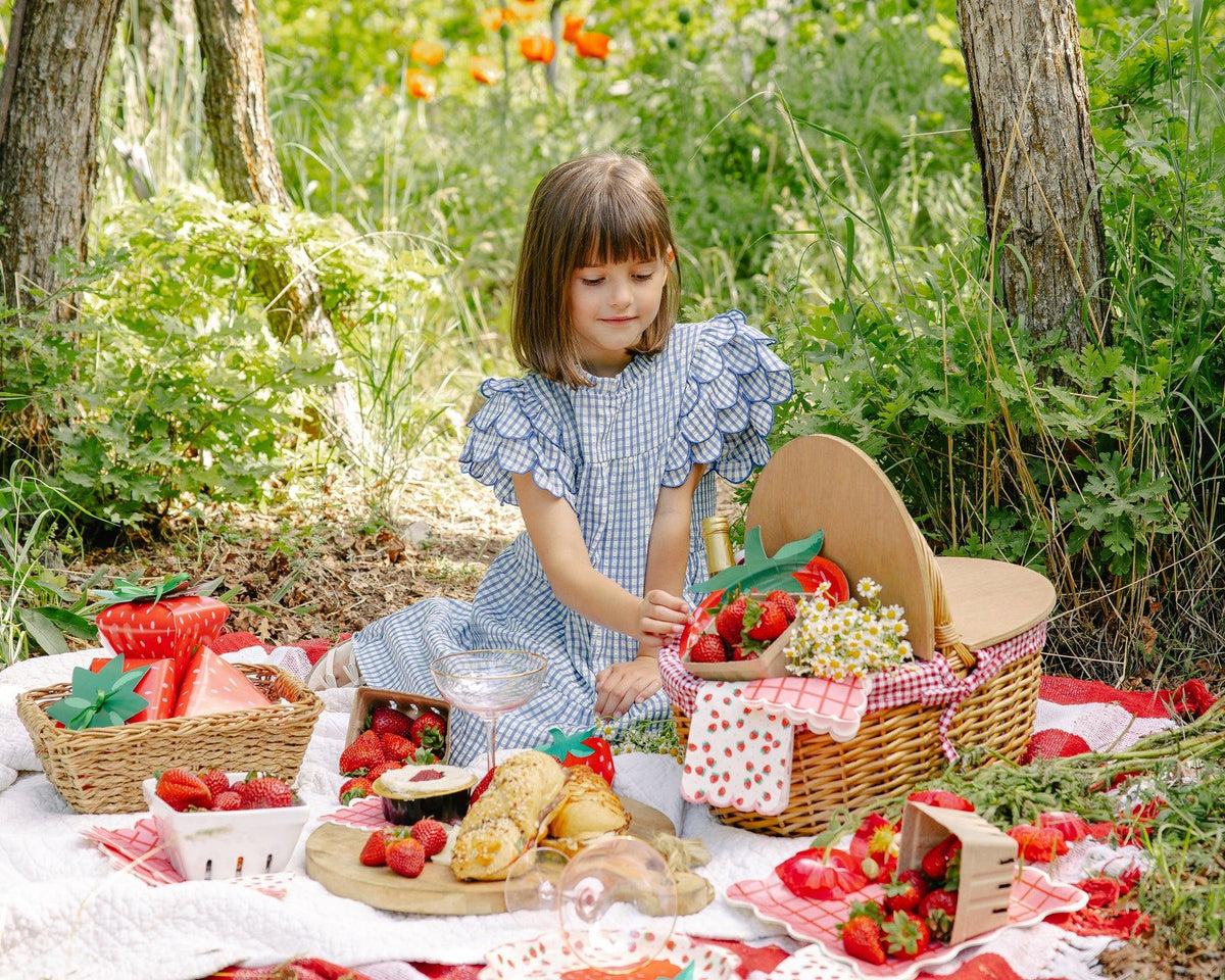 Strawberry Favor Boxes 8ct - Stesha Party